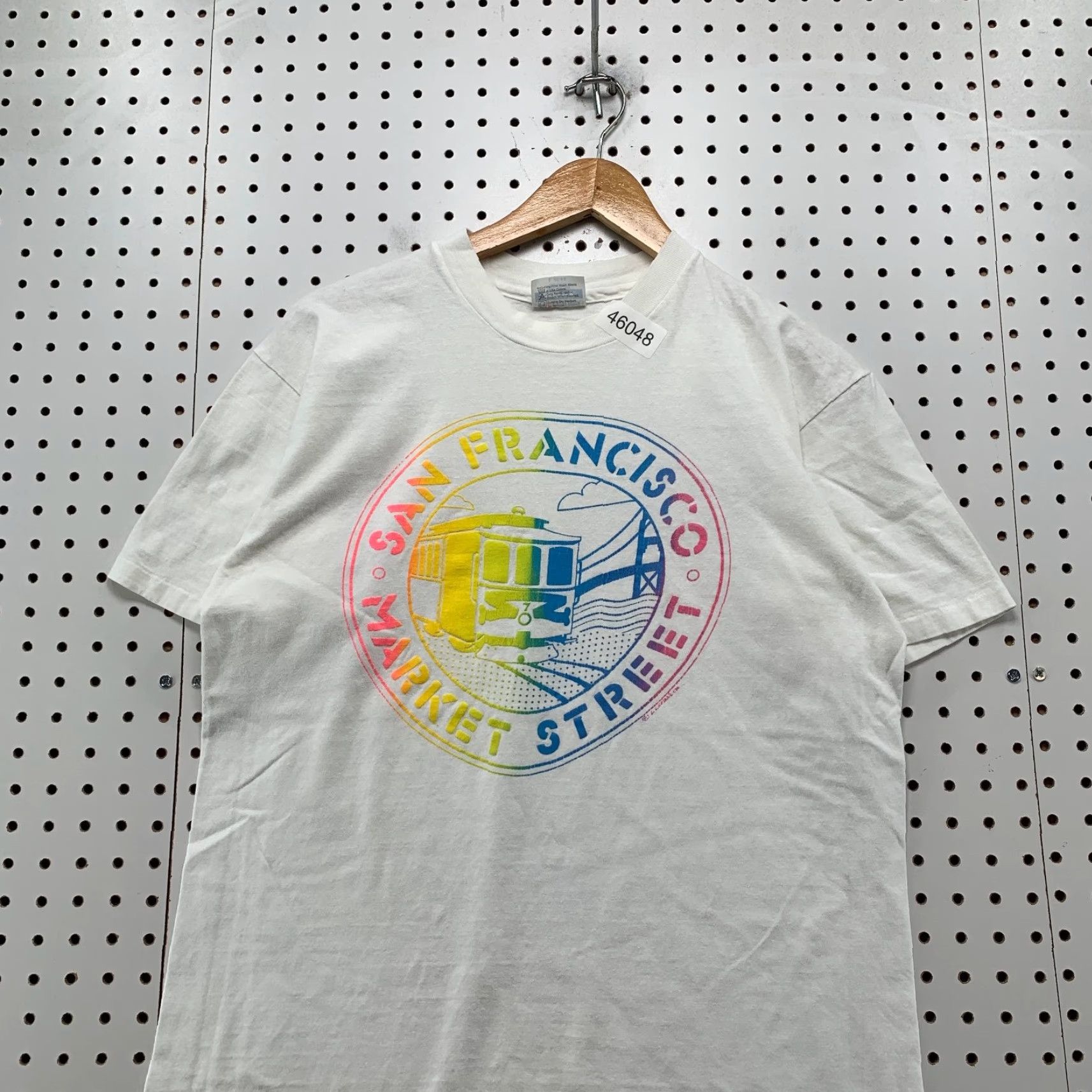 Hanes VINTAGE Hanes Beefy-T San Francisco Shirt Mens L White Cotton USA 80s California Hippie Hipster Graphic Print Crew Neck Short Sleeve Decade 1990s Mens Size US L / EU 52-54 / 3 - 2 Thumbnail