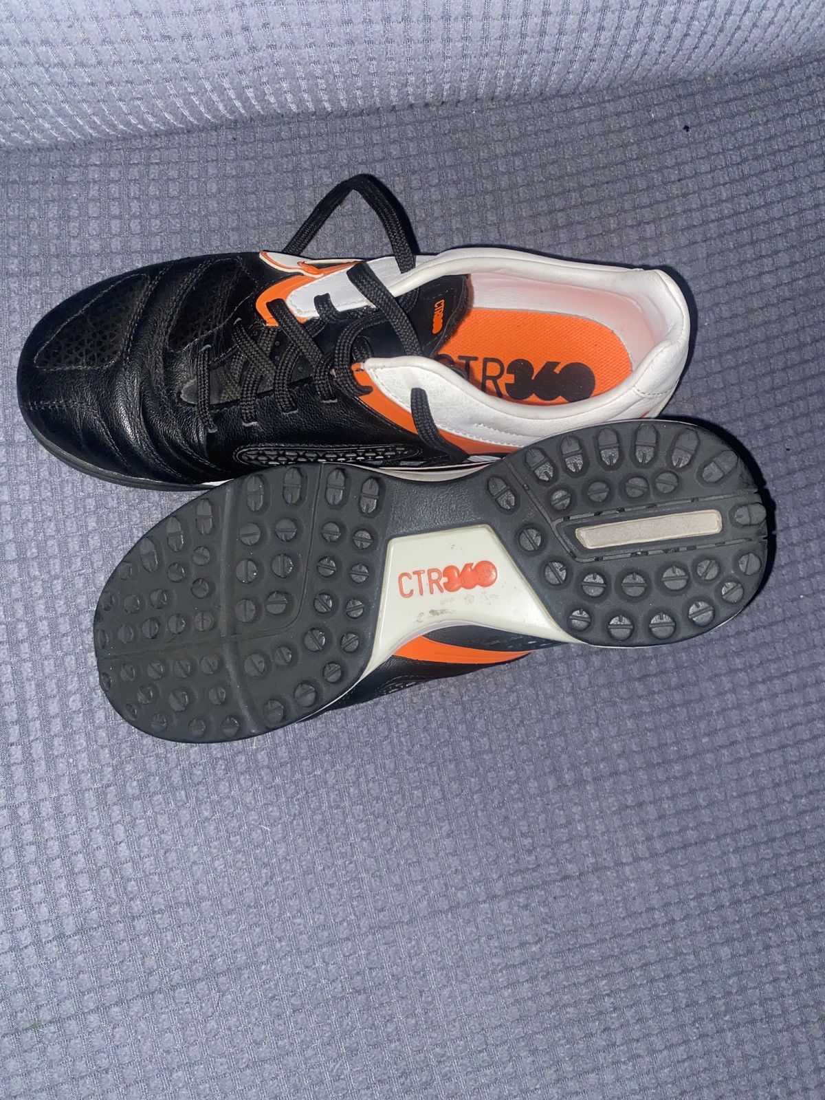 Nike Nike Black and Orange CTR360 Turf Shoes Size US 6 / EU 39 - 3 Thumbnail