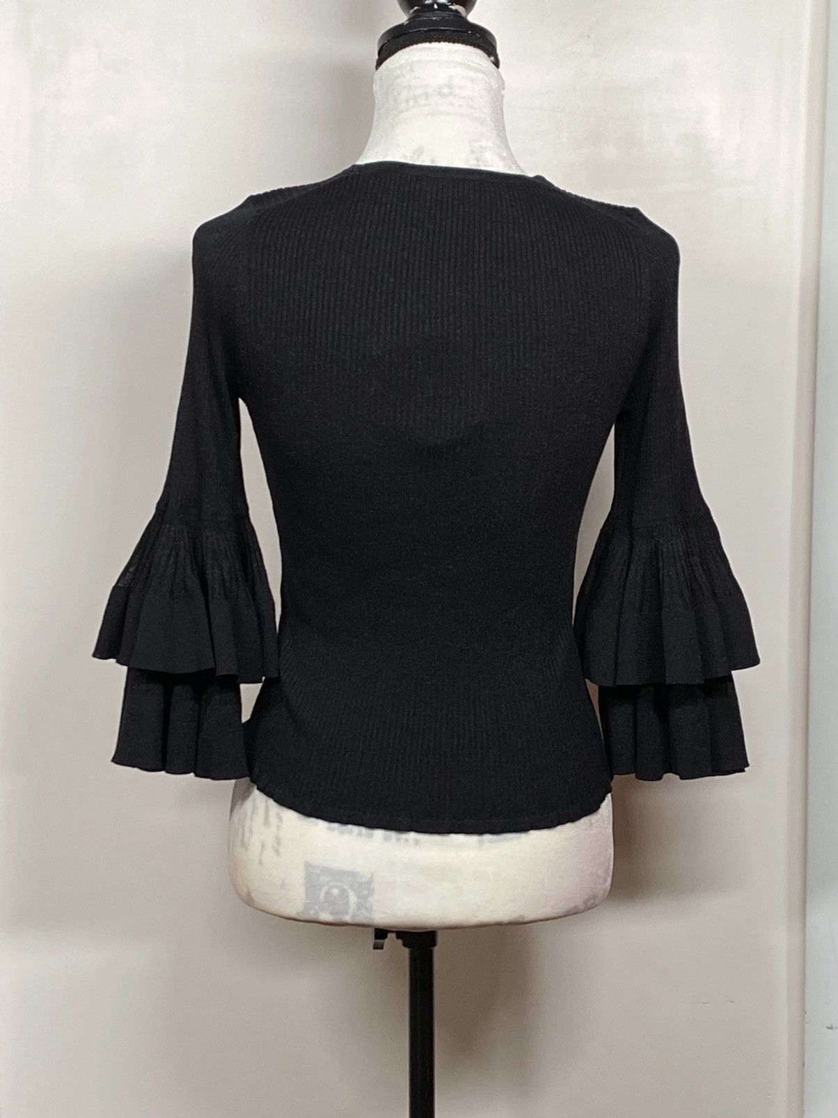 Zimmermann Zimmermann Tiered Ruffle Knit Top size 1/us size 6 Size M / US 6-8 / IT 42-44 - 8 Thumbnail