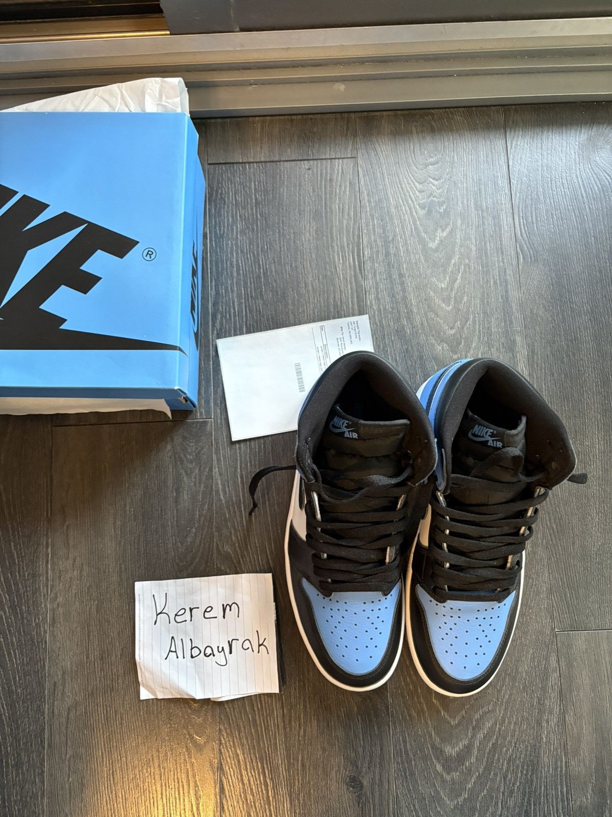 Jordan Brand × Nike Jordan 1 UNC Toe Size US 10 / EU 43 - 2 Thumbnail