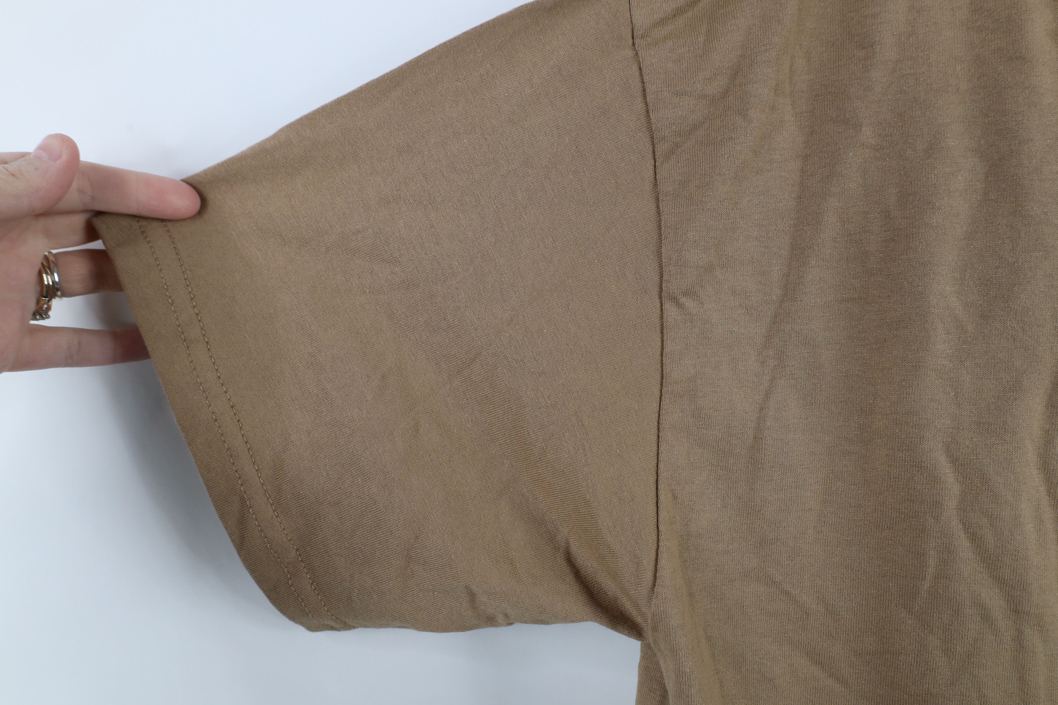 Vintage Vintage 90s Streetwear Short Sleeve T-Shirt Beige Khaki Size US L / EU 52-54 / 3 - 7 Thumbnail