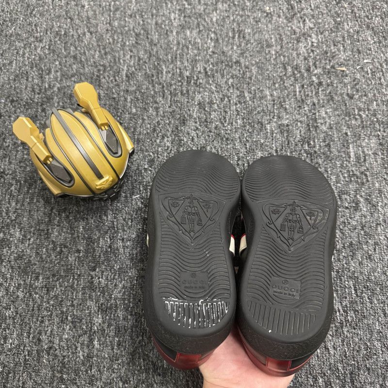 Gucci Gucci Black Low-top Sport Sneakers with Web Stripes - Size US 8.5 / EU 41-42 - 4 Thumbnail