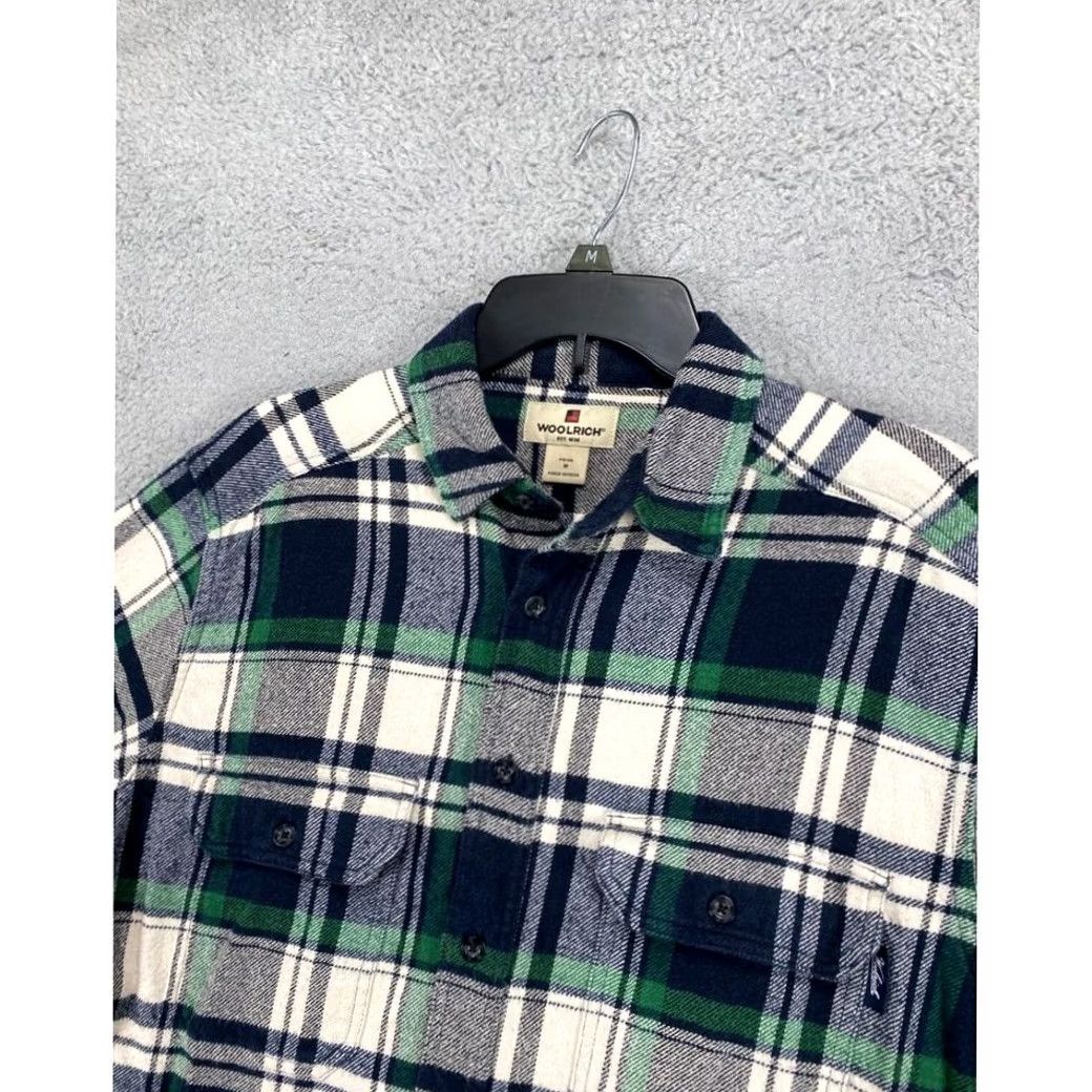 Vintage Woolrich Flannel Shirt Mens Medium Green Plaid Pockets Button Down Casual Shirt Size US M / EU 48-50 / 2 - 7 Thumbnail