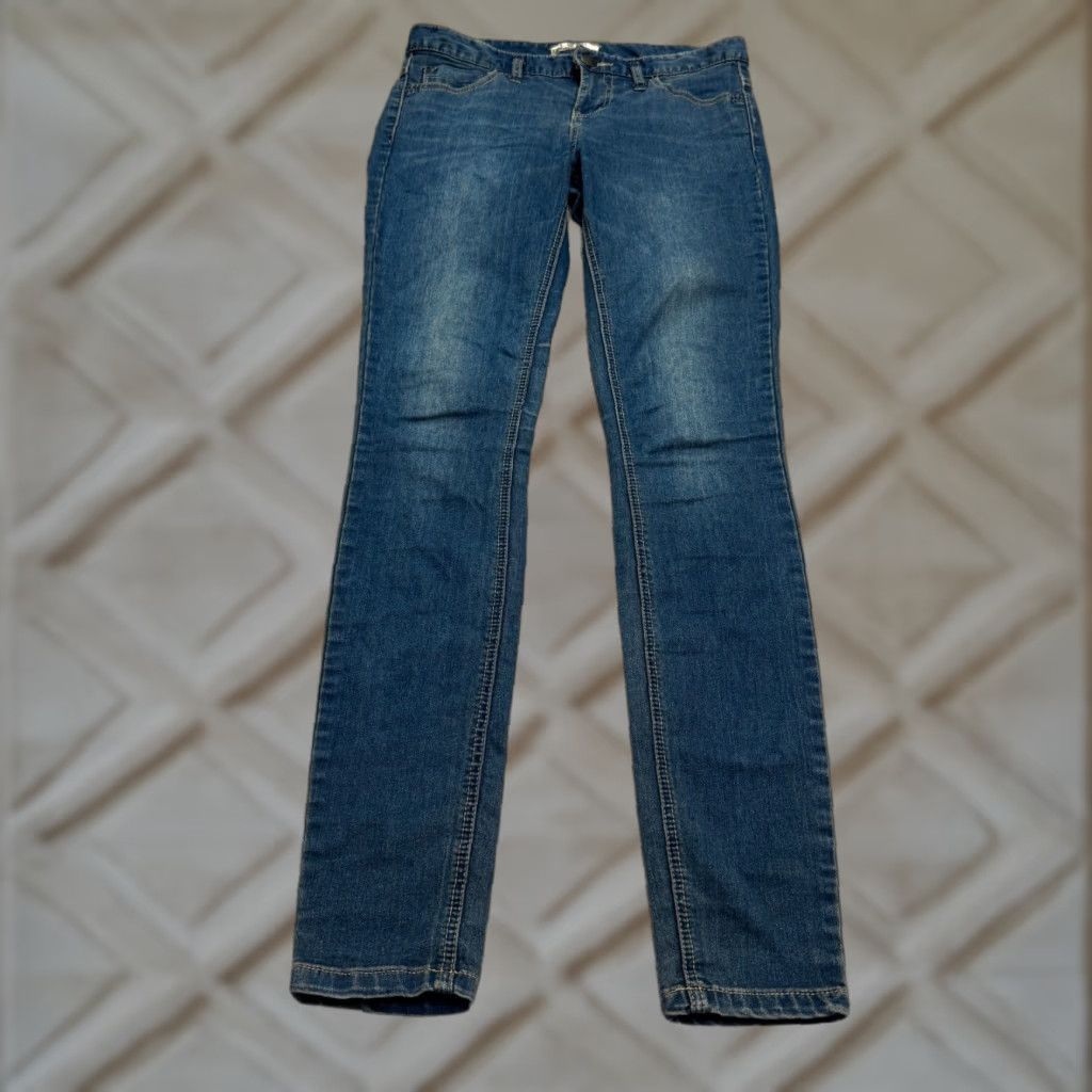 Free People Free People Jeans Womens 26 Mid Rise Skinny Blue Denim 5-Pocket Stretch City Streetwear Modern Casual 90s Girls Womens Size 26" / US 2 / IT 38 - 1 Thumbnail