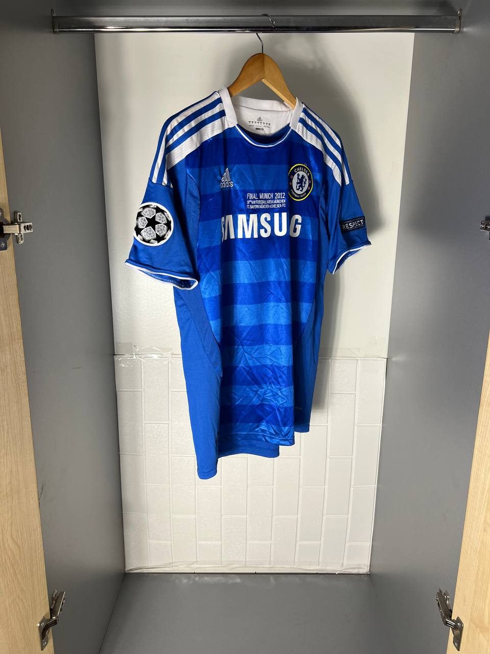 Vintage VERY RARE ADIDAS FC CHELSEA LONDON ENGLAND SOCCER JERSEY Y2K Size US M / EU 48-50 / 2 - 4 Thumbnail