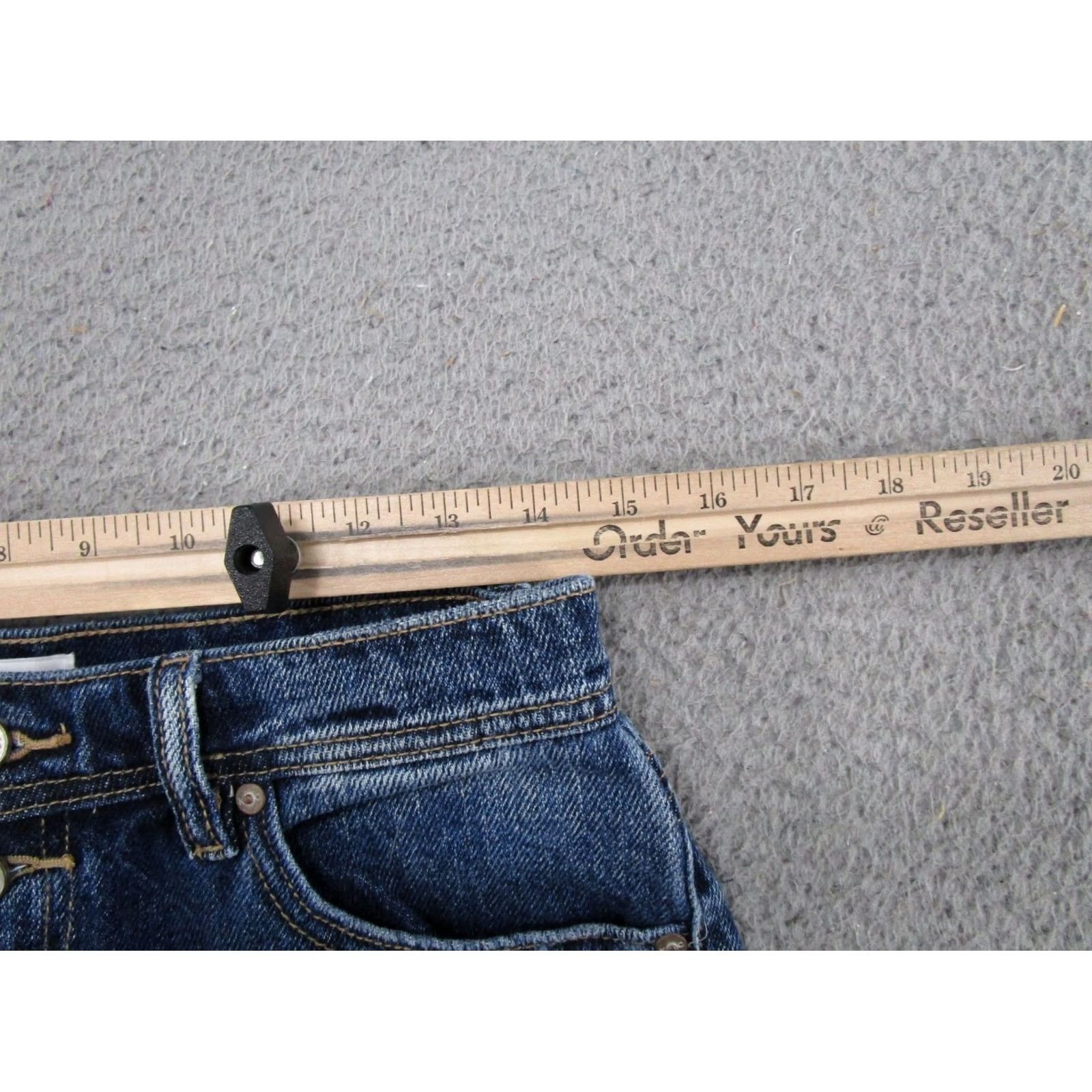 Vintage KanCan Maurices Womens Shorts Denim Button Fly Cut-Off 27 Blue 5-Pocket Regular Classic Casual Womens Size 27" / US 4 / IT 40 - 4 Thumbnail