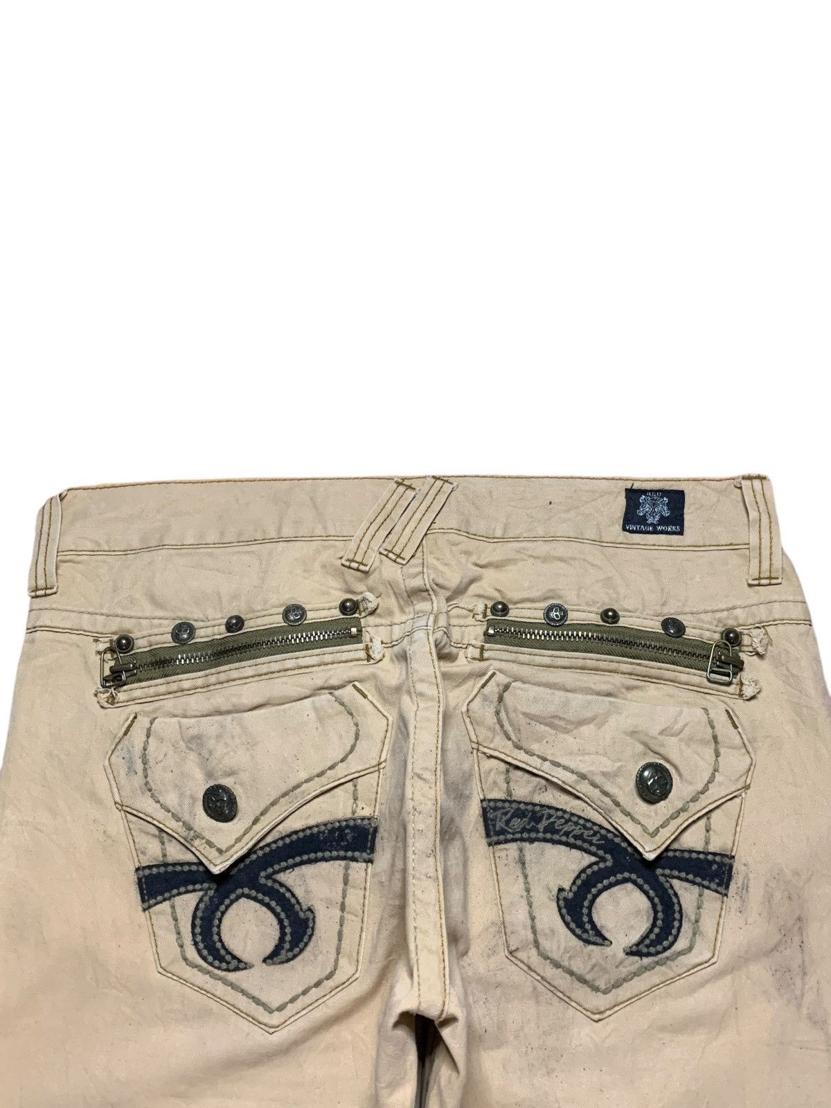 Japanese Brand Vintage Red Pepper Skulls Studded Baggy Jeans Size US 36 / EU 52 - 9 Thumbnail
