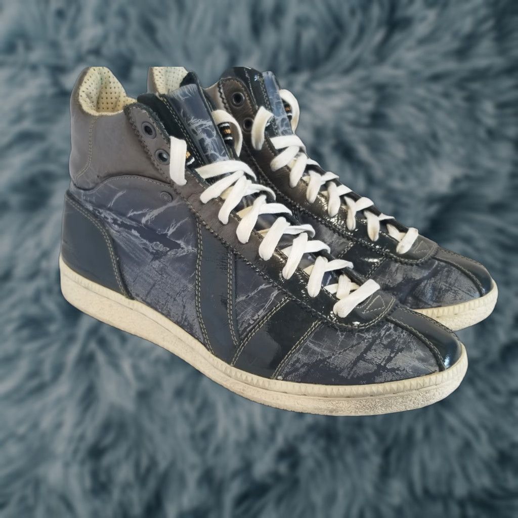 Diesel Diesel Black Gold Sneakers Hi Tops Gray Lace Up Leather Men Size 10 See All Pics Size US 10 / EU 43 - 1 Thumbnail