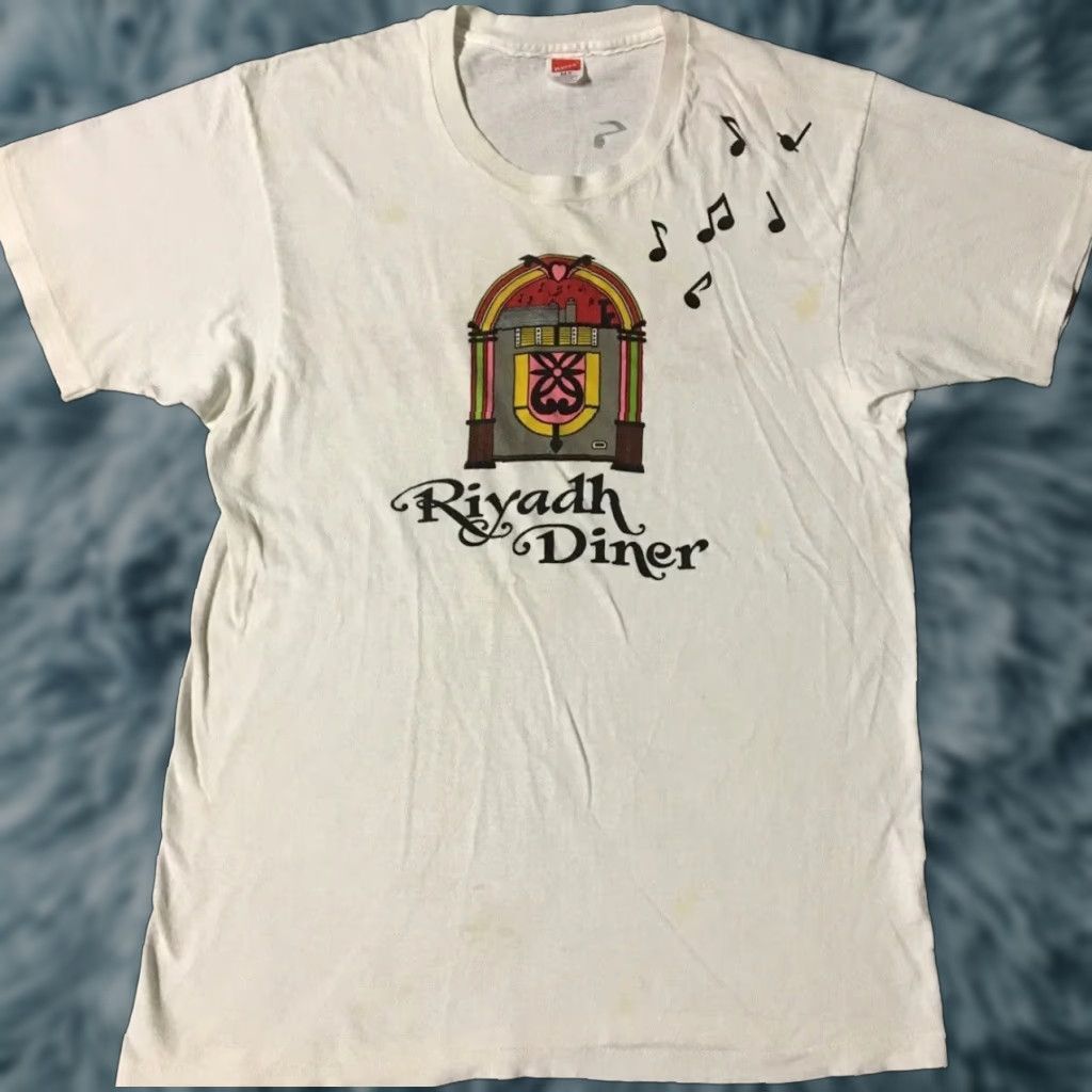 Vintage Vtg 80s Riyadh Diner Faded Music Note Shirt M Saudi Arabia Bar Grunge AOP 90s Size US M / EU 48-50 / 2 - 1 Thumbnail
