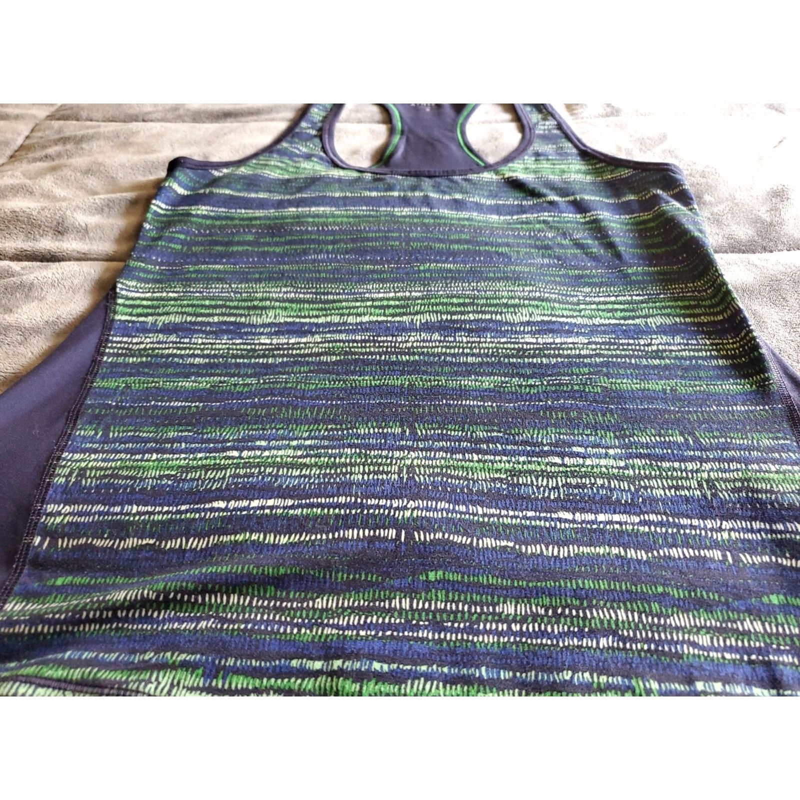 Athleta Athleta Tank Top Women’s S Multicolor Striped Front Solid Back Curved Hem Sleeveless Scoop Neck Pullover Casual Yoga Logo Relaxed Regular Fit Size S / US 4 / IT 40 - 7 Thumbnail