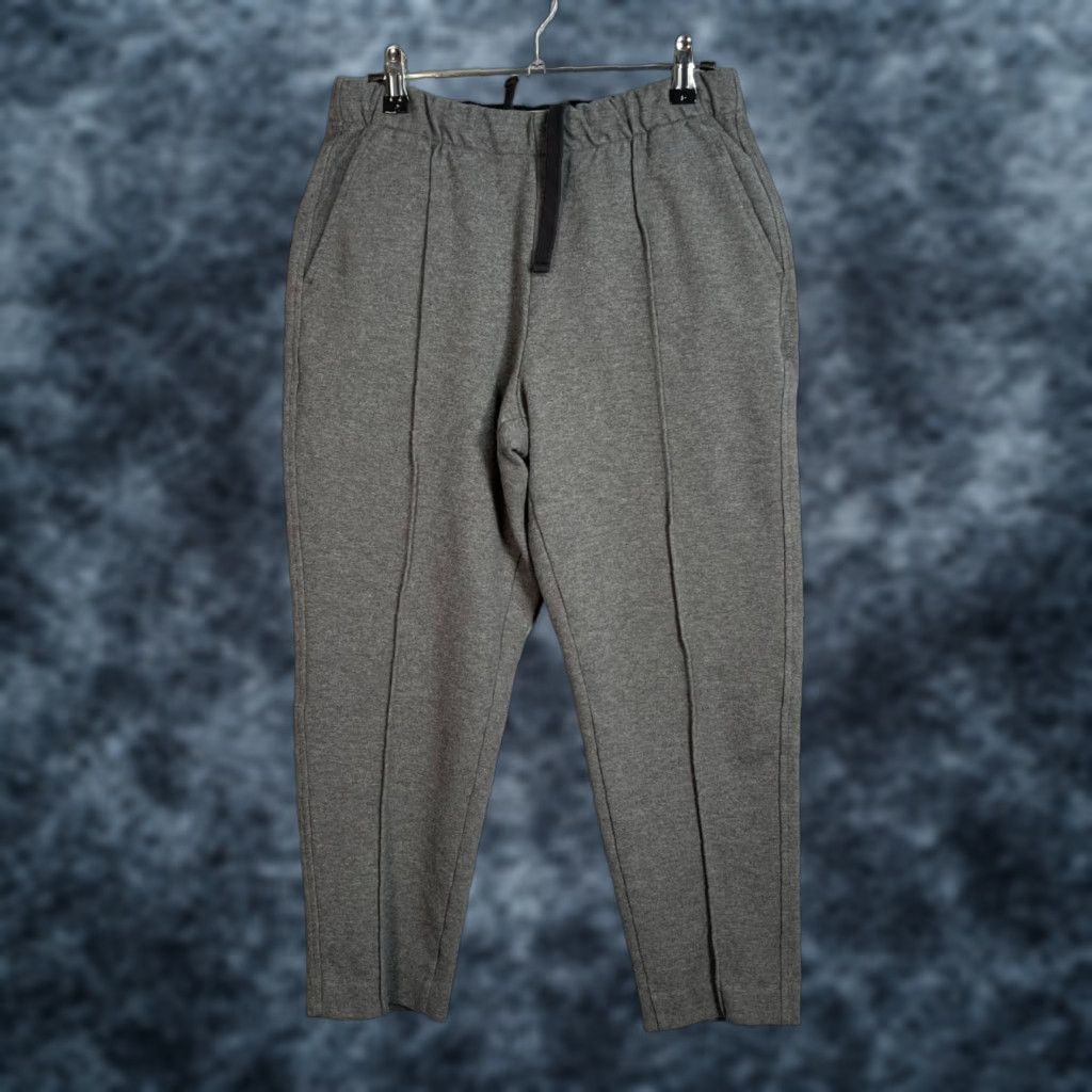 Everlane Everlane Womens Pants, Trousers, Stretch Cotton Modal, Gray, Size S, Ankle, High Rise, Flat Front, Inseam 25in, tapered, Regular, Womens Size 28" / US 6 / IT 42 - 1 Thumbnail