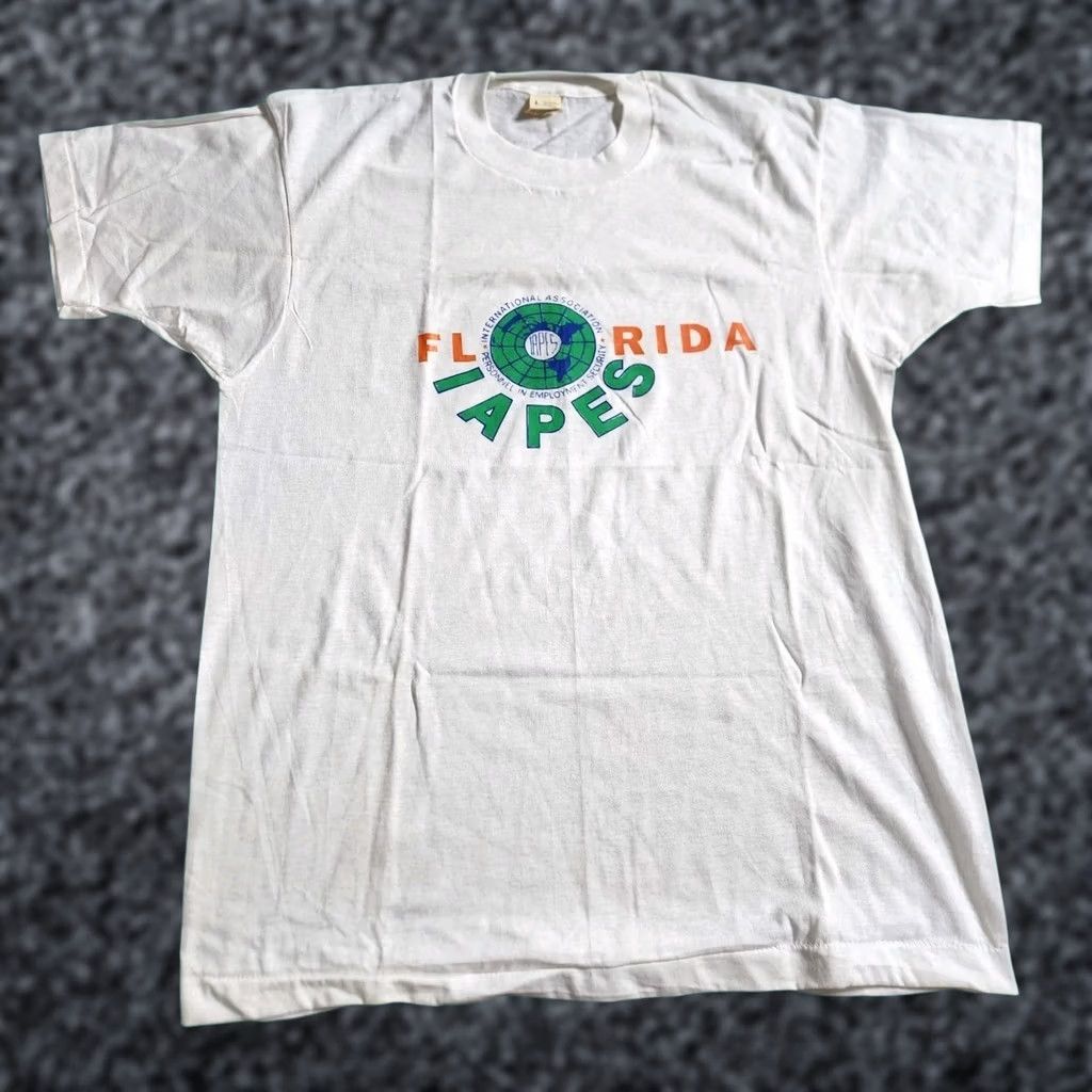 Vintage VINTAGE Screen Stars T Shirt Unisex Adults White Crew Neck Short Sleeve Florida IAPES Union Workers Logo 1980s L Men’s Boys Womens? Size US L / EU 52-54 / 3 - 1 Thumbnail