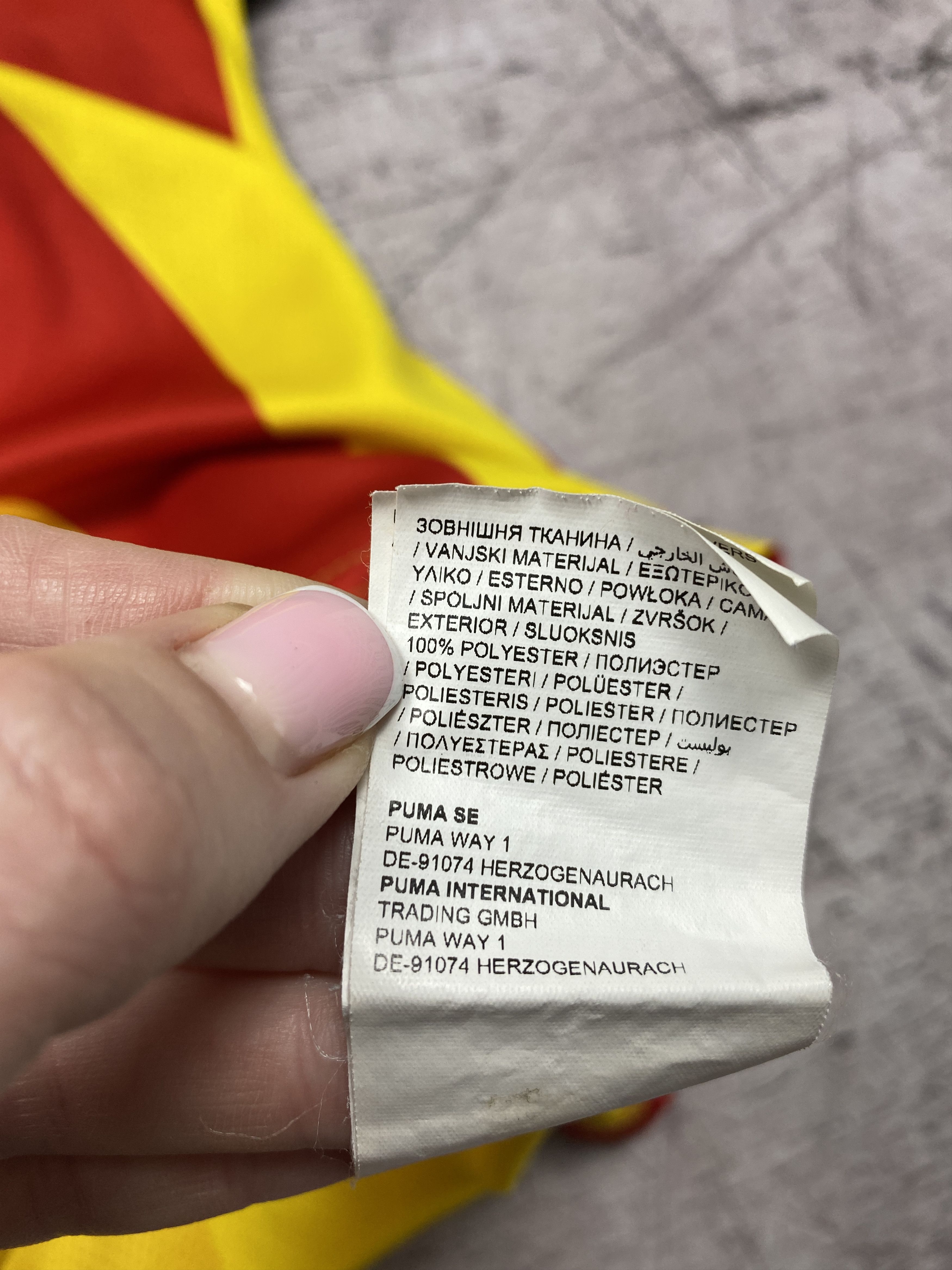 Puma × Vintage Puma Goztepe 2019 2020 Home Football Shirt Soccer Jersey Size US L / EU 52-54 / 3 - 7 Thumbnail