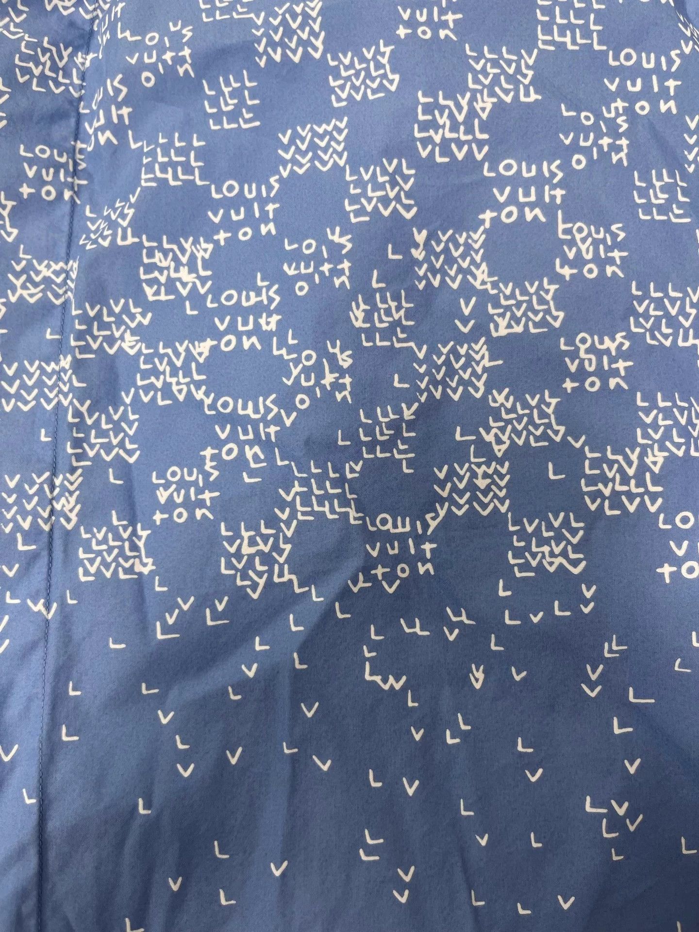 Louis Vuitton LOUIS VUITTON Gingham Gradient S/S Shirt Men's Blue L Size US L / EU 52-54 / 3 - 3 Thumbnail