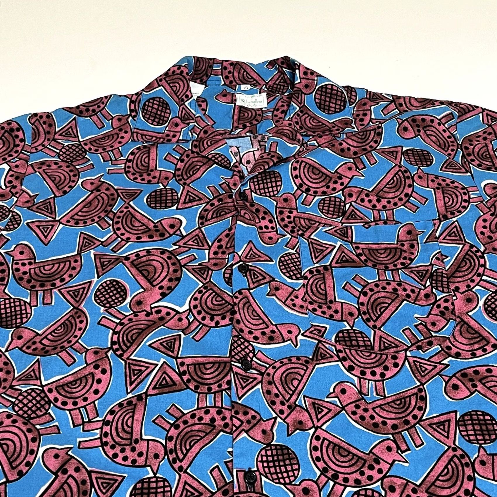 Benetton VINTAGE Benetton Shirt Men Small Pink Blue Birds All Over Print Italy Button Up Size US S / EU 44-46 / 1 - 2 Thumbnail