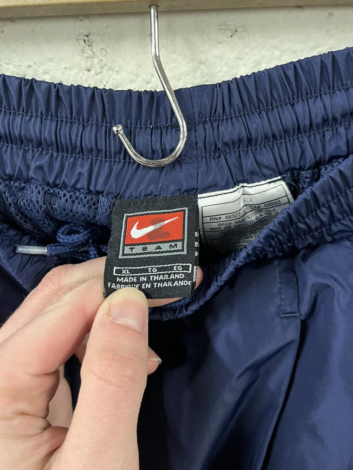 Nike Nike track pants y2k baggy streetwear hype Size US 32 / EU 48 - 6 Thumbnail