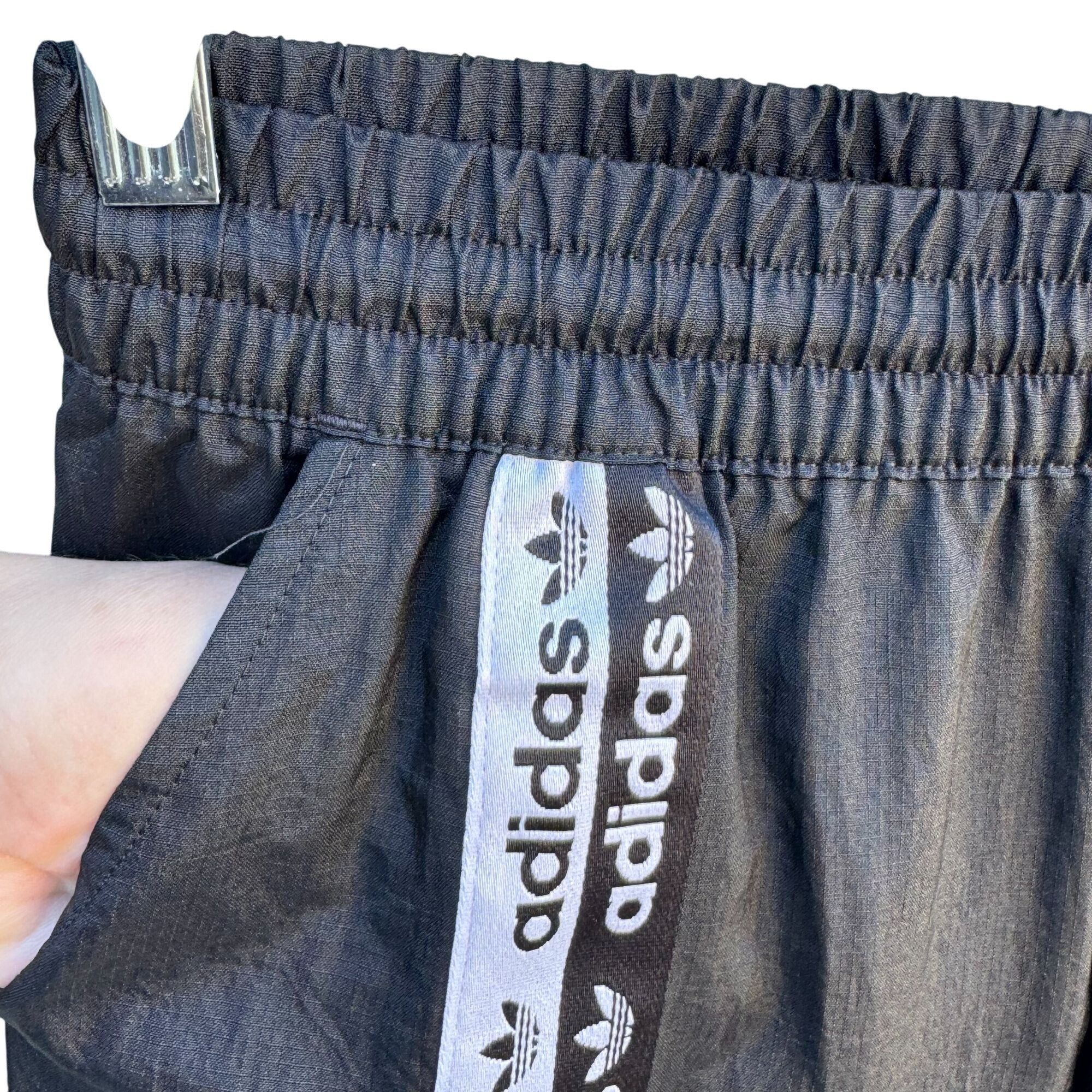 Adidas Adidas Originals Womens Black Logo Tape Track Jogger Pants A Size 27" / US 4 / IT 40 - 2 Thumbnail