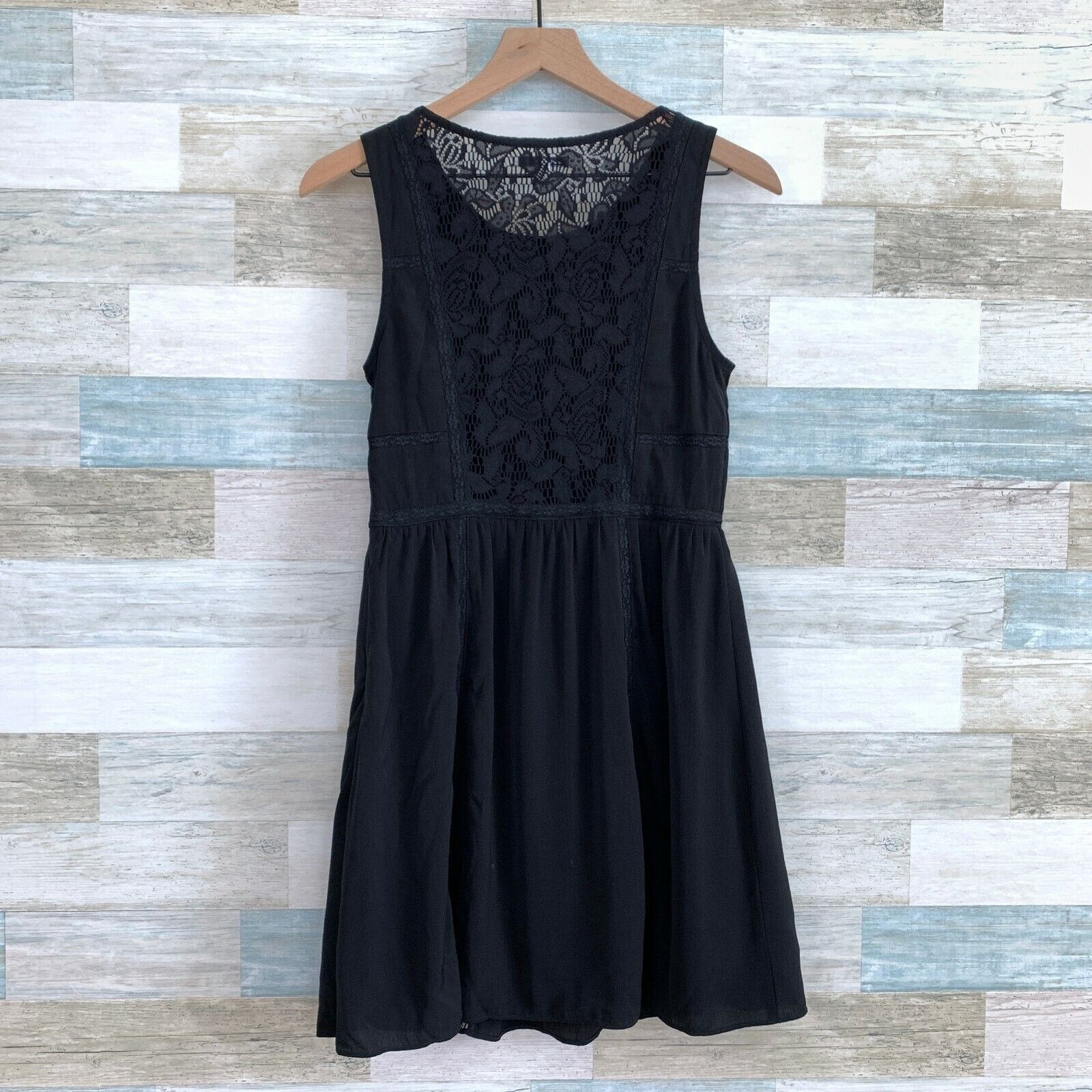 American Eagle Outfitters American Eagle Lace Back Mini Dress Black Sleeveless 4 Size S / US 4 / IT 40 - 4 Thumbnail