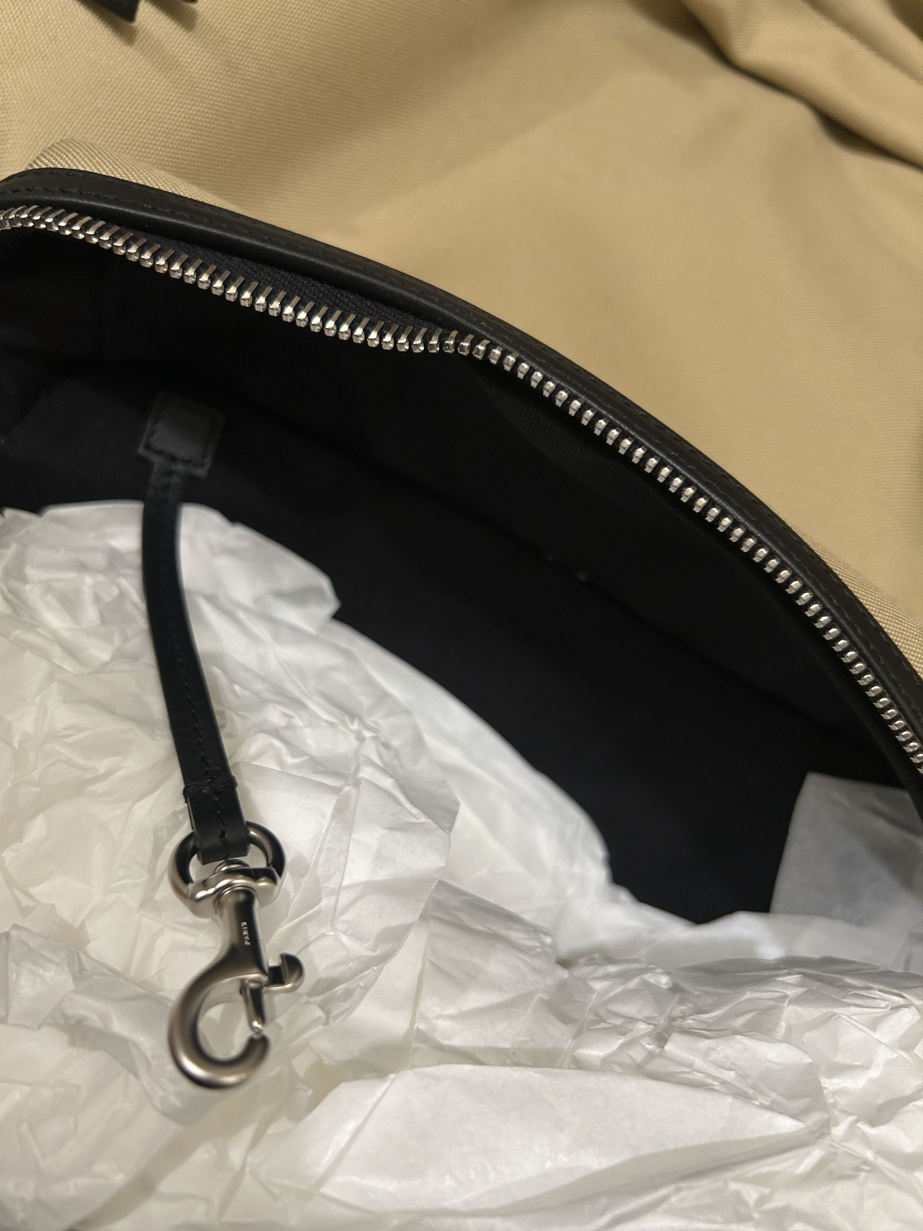 Yves Saint Laurent Saint laurent Paris small city backpack tan Size ONE SIZE - 4 Thumbnail