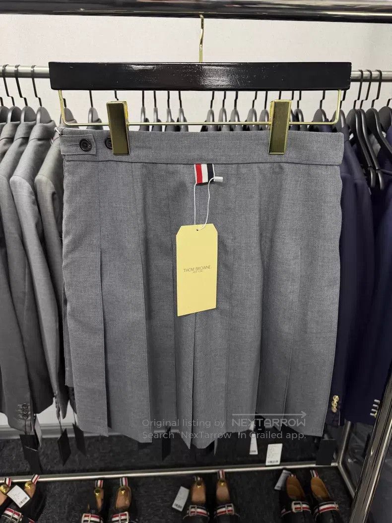 Thom Browne Thom Browne Classic Pleated Skirt Size 26" / US 2 / IT 38 - 4 Thumbnail