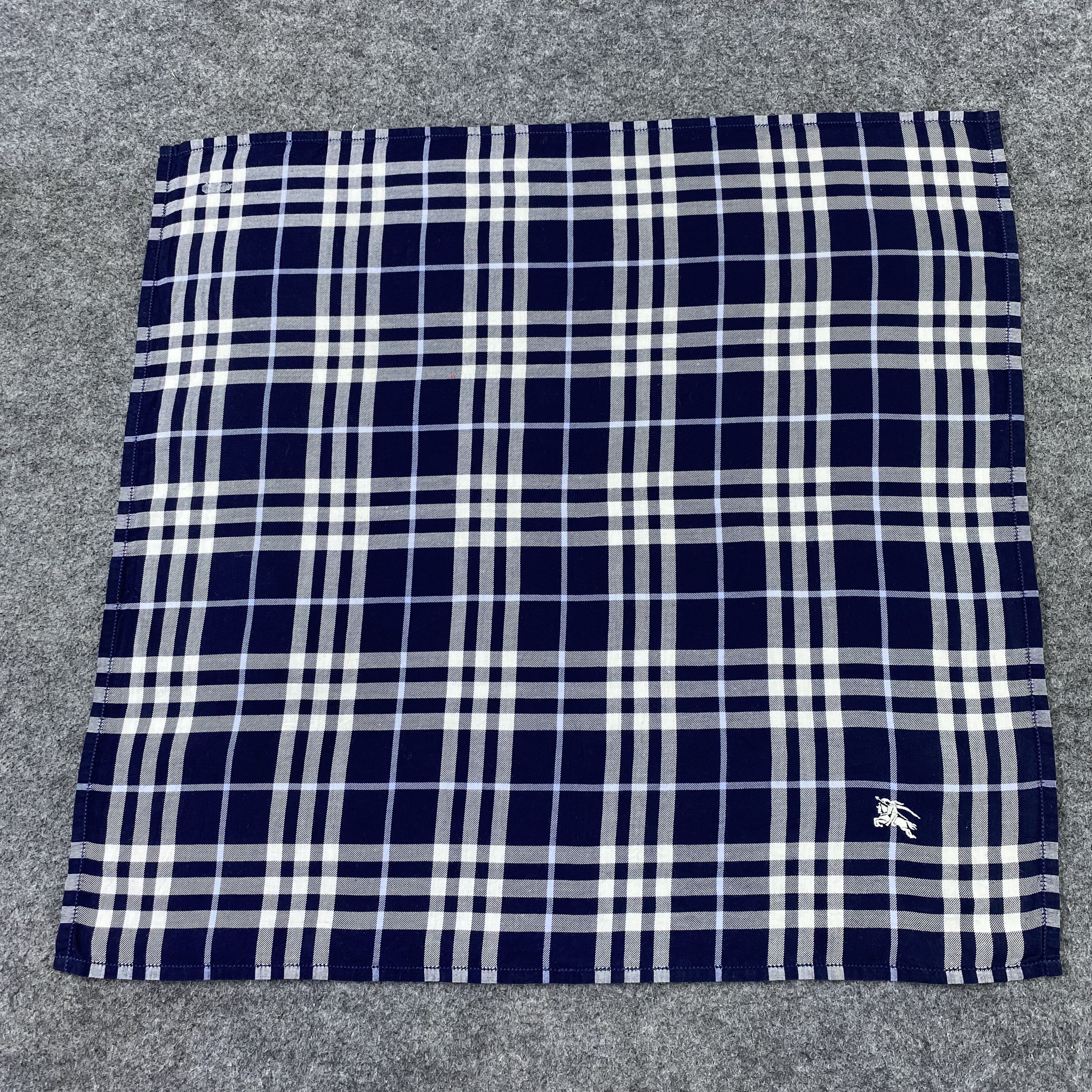 Burberry × Vintage Burberry Handkerchief / Bandana / Neckerchief-B1153 Size ONE SIZE - 3 Thumbnail