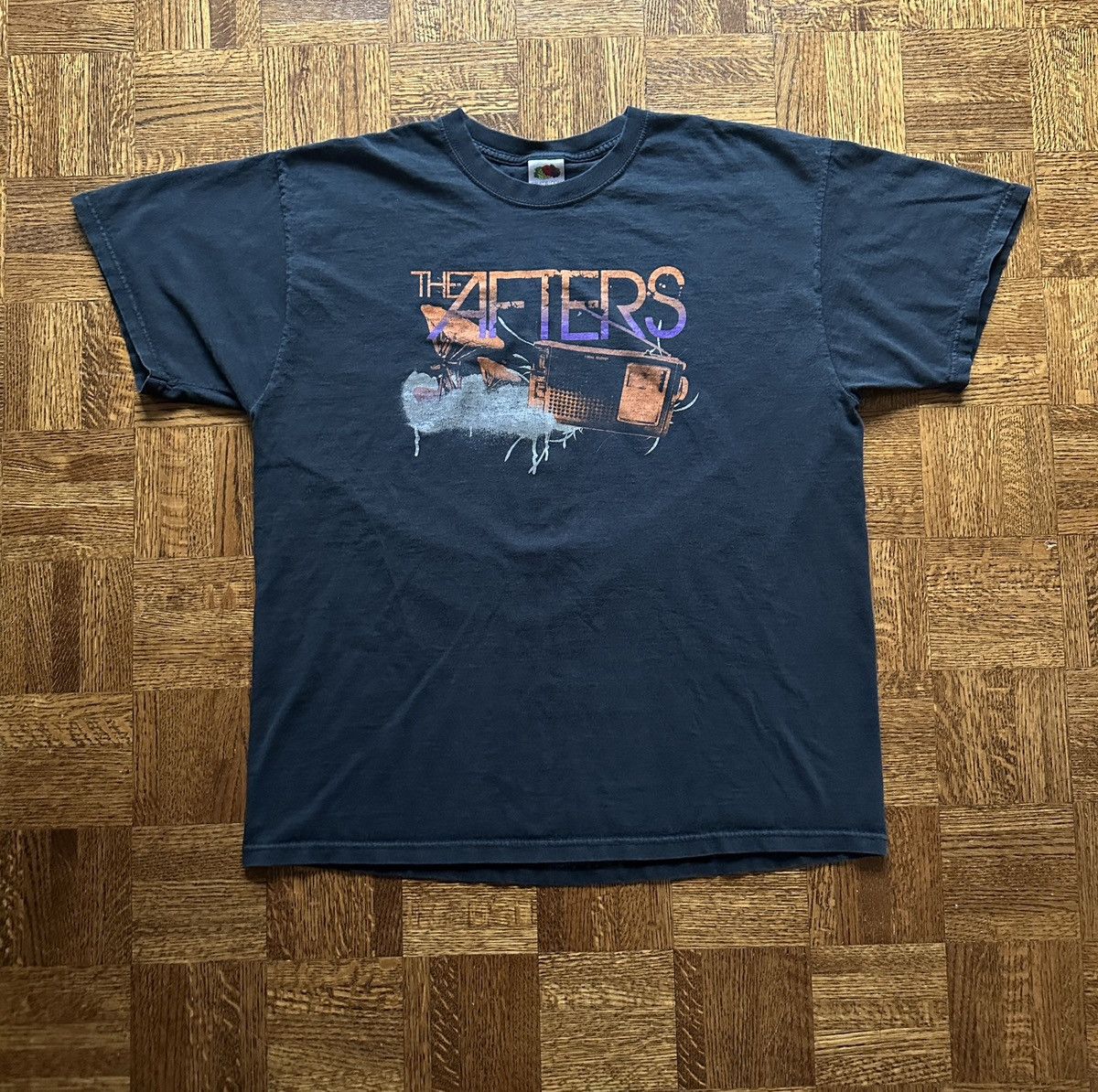 Vintage Vintage Y2K The Afters Graphic Band Tee Size US XL / EU 56 / 4 - 1 Thumbnail
