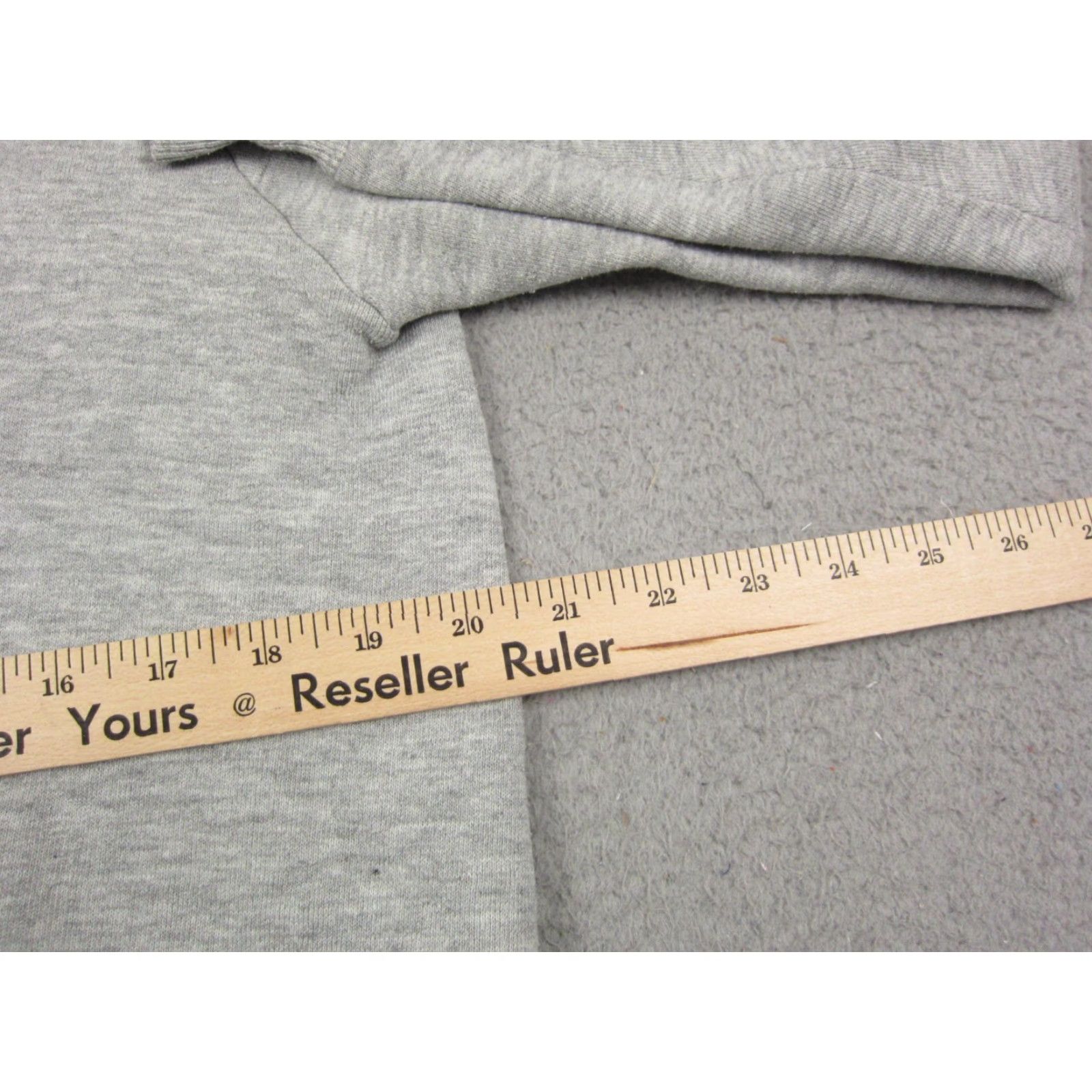 Disney VINTAGE Disney Mickey Mouse Sweatshirt Mens L Gray 90s Cotton Polyester Fleece Crew Neck Logo Pullover Sweatshirt Size US L / EU 52-54 / 3 - 7 Thumbnail
