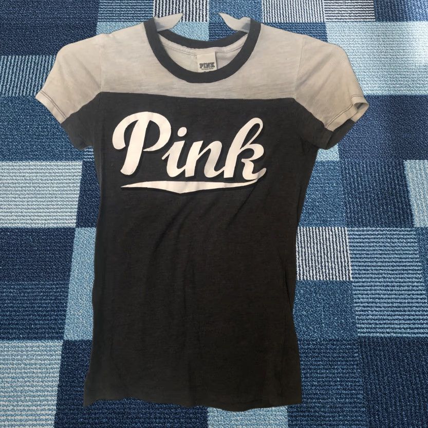 Victoria's Secret Victoria’s Secret PINK Campus Ringer Baseball Gray Tee White Logo Top XS Women Short Sleeve Crew Neck Top Size XS / US 0-2 / IT 36-38 - 1 Thumbnail