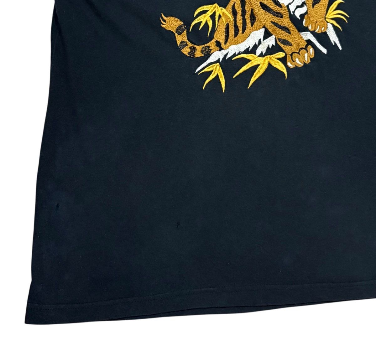 Japanese Brand Keys Japan Embroidery Tiger Roar Shirt Size US M / EU 48-50 / 2 - 7 Thumbnail