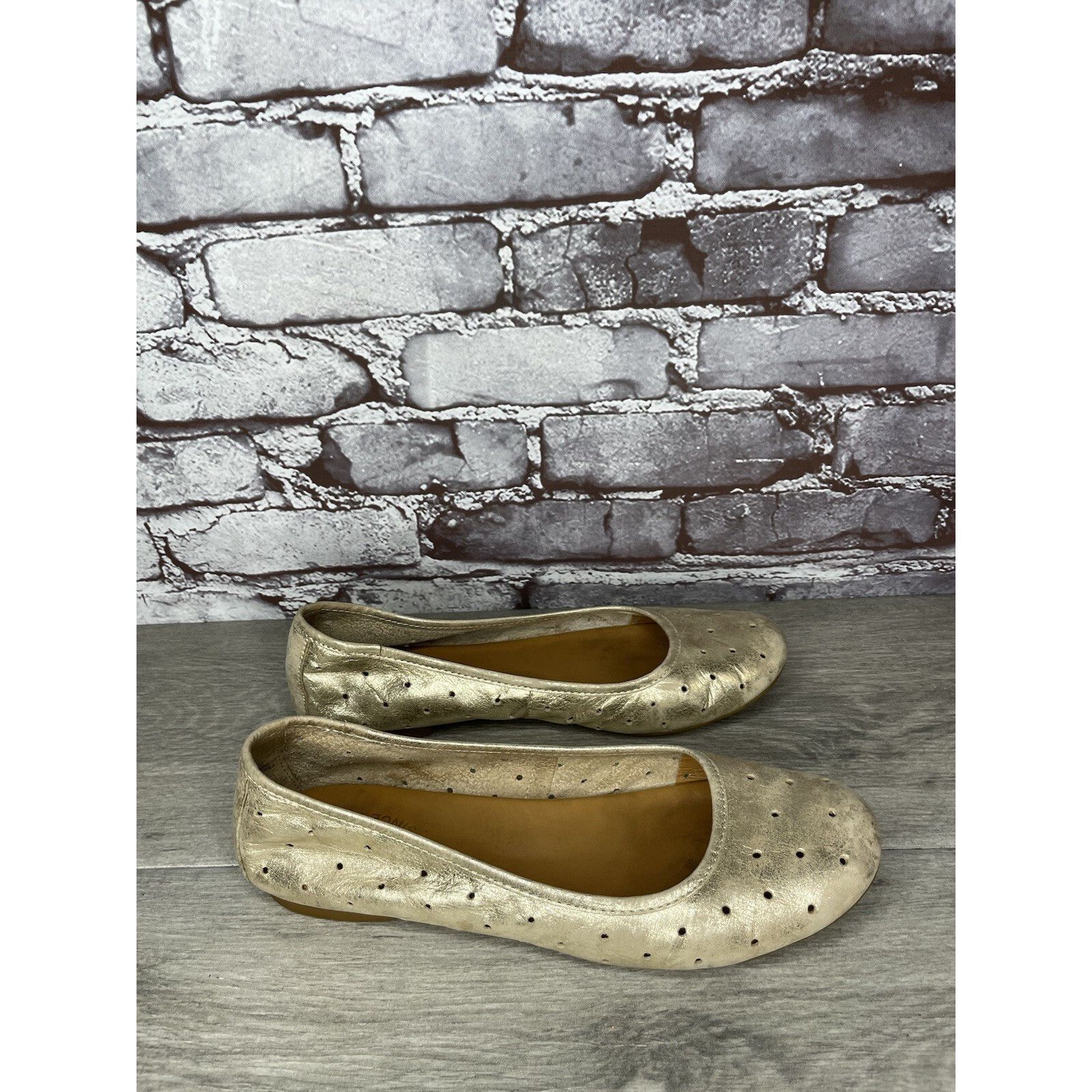 AFFXWRKS Kork Ease Metallic Gold Leather Perforated Ballet Flats Shoe Size US 11 / IT 41 - 13 Thumbnail