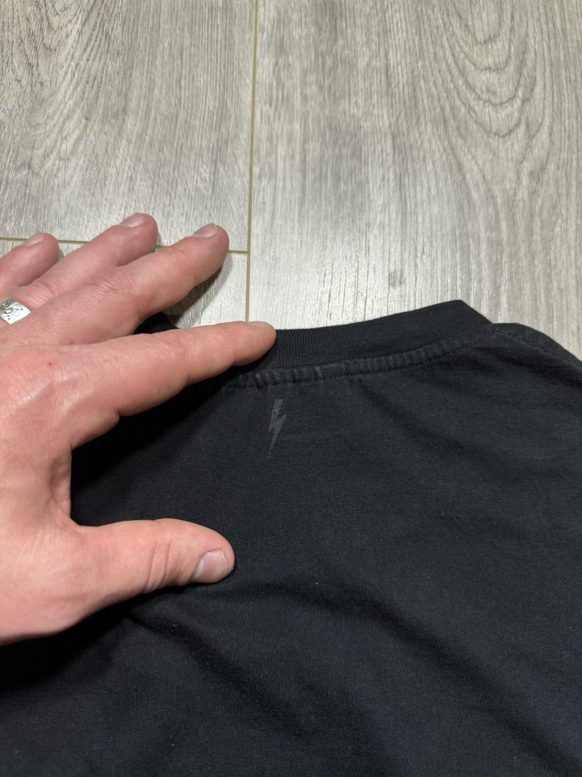 Neil Barrett (READ) Neil Barrett Crossed Out Thunderbolt T Shirt Size US L / EU 52-54 / 3 - 9 Thumbnail