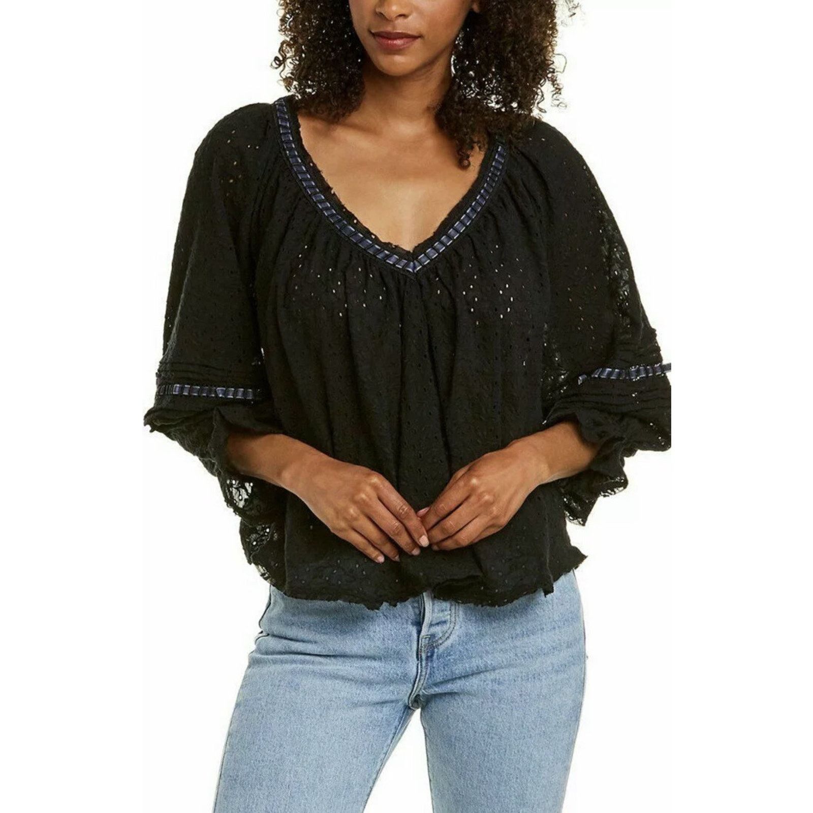 Free People Free People Darcy Eyelet Blouse Black women sizes L A002087 Size L / US 10 / IT 46 - 1 Thumbnail