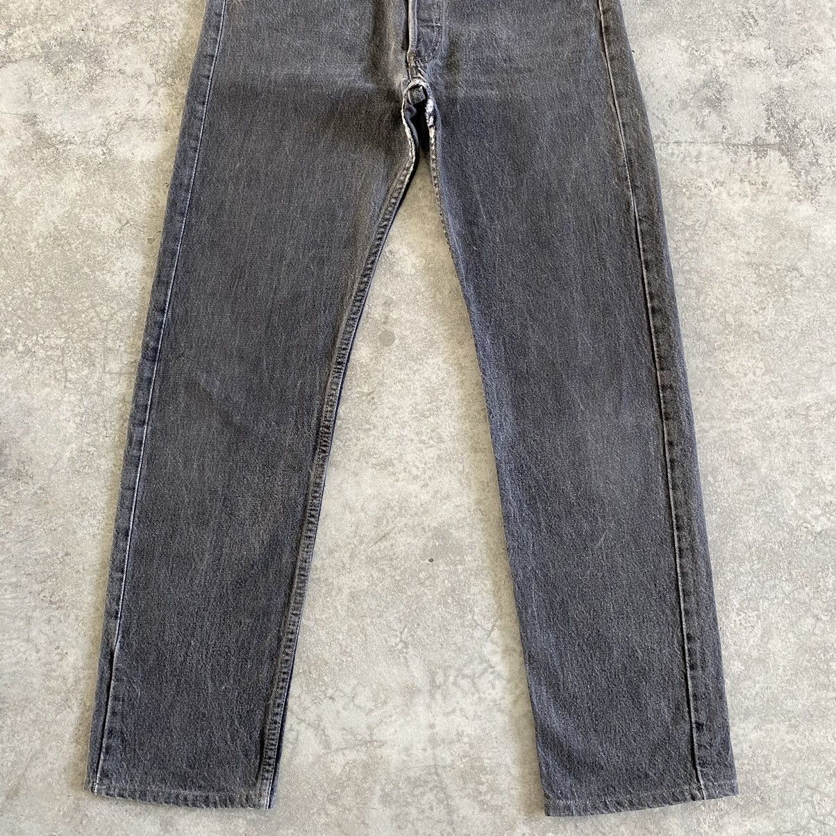 Levi's Vintage 1993 Levi’s 501 Ash Grey Denim Jeans Size US 30 / EU 46 - 4 Thumbnail
