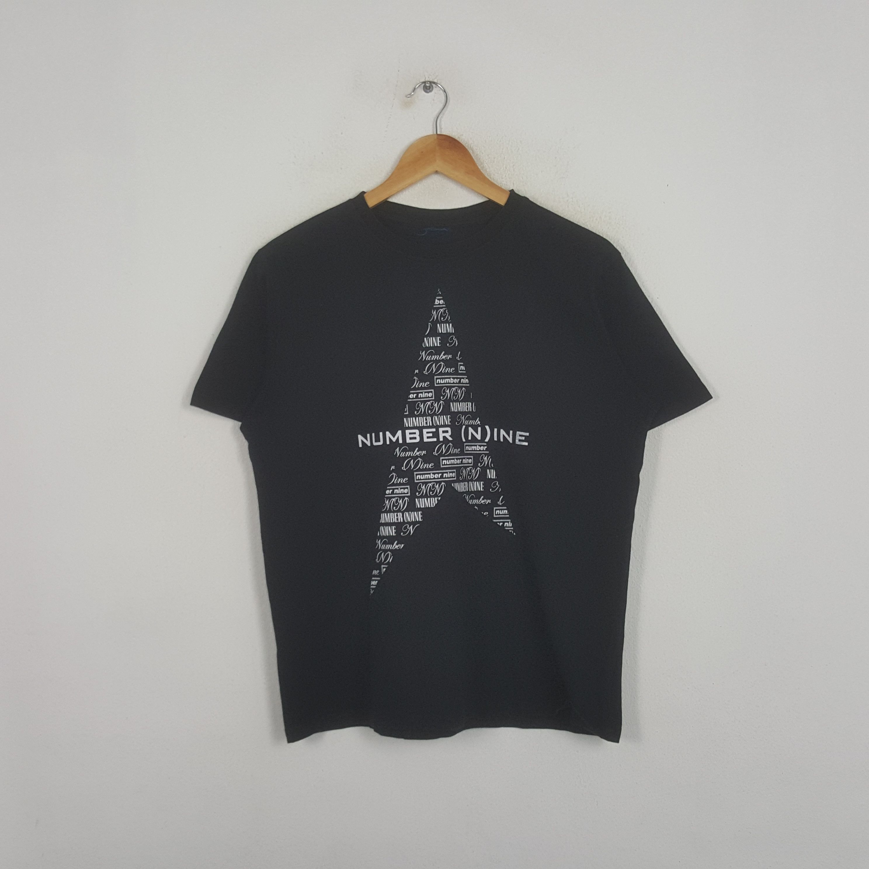 Number (N)ine × Vintage Vintage Number (N)ine X Marlboro Japanese Brand Tshirt Size US L / EU 52-54 / 3 - 1 Thumbnail