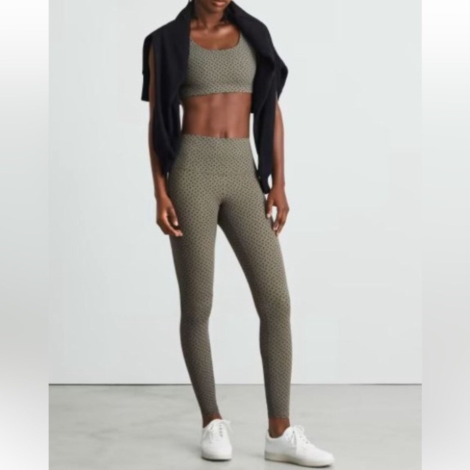 Everlane Everlane $68 Dot Perform Ankle Legging LG EUC Size 30" / US 8 / IT 44 - 10 Thumbnail