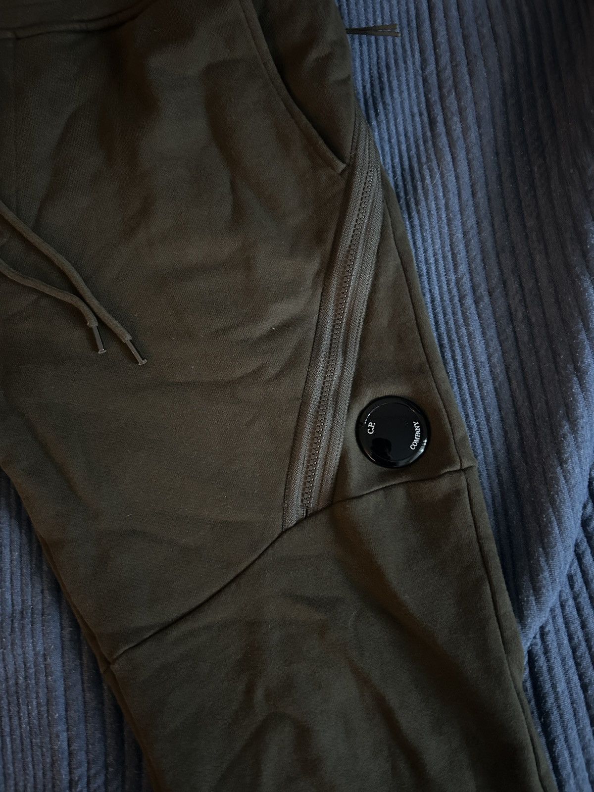 C.P. Company C.P Company Goggle Joggers Size US 30 / EU 46 - 2 Thumbnail
