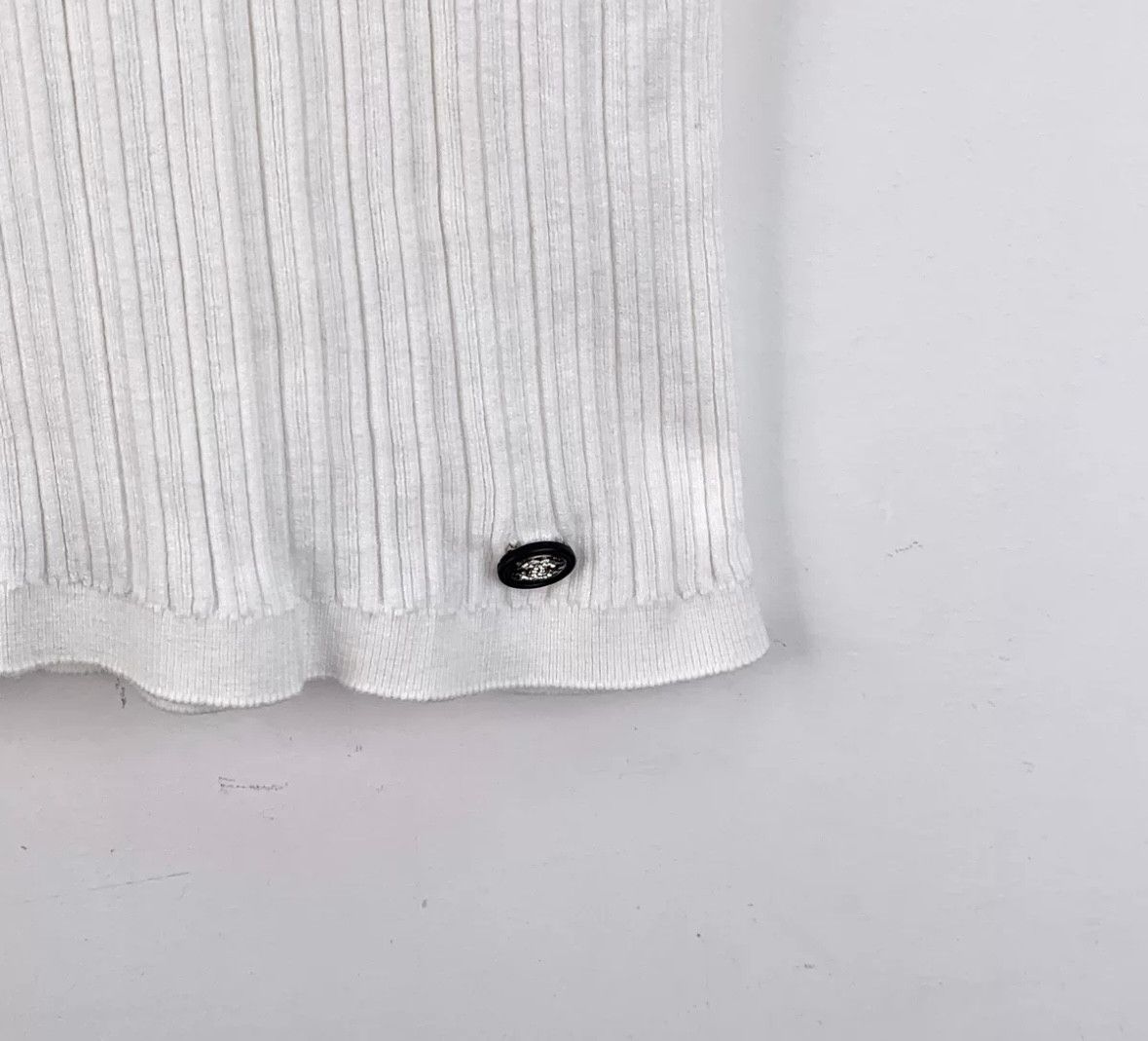 Chanel Chanel White Knit Short Sleeve Top Size M / US 6-8 / IT 42-44 - 5 Thumbnail