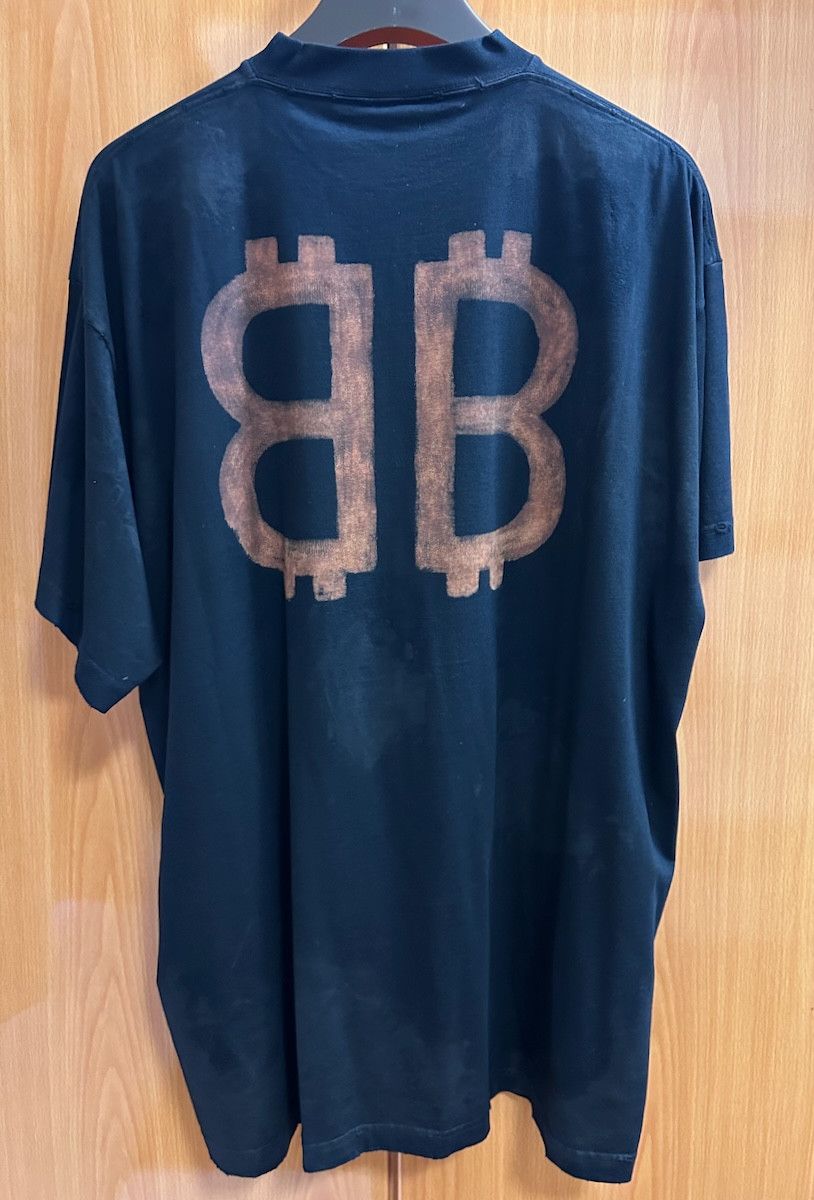 Balenciaga Balenciaga 23FW Crypto T-shirt in Black Faded Size US XL / EU 56 / 4 - 2 Thumbnail