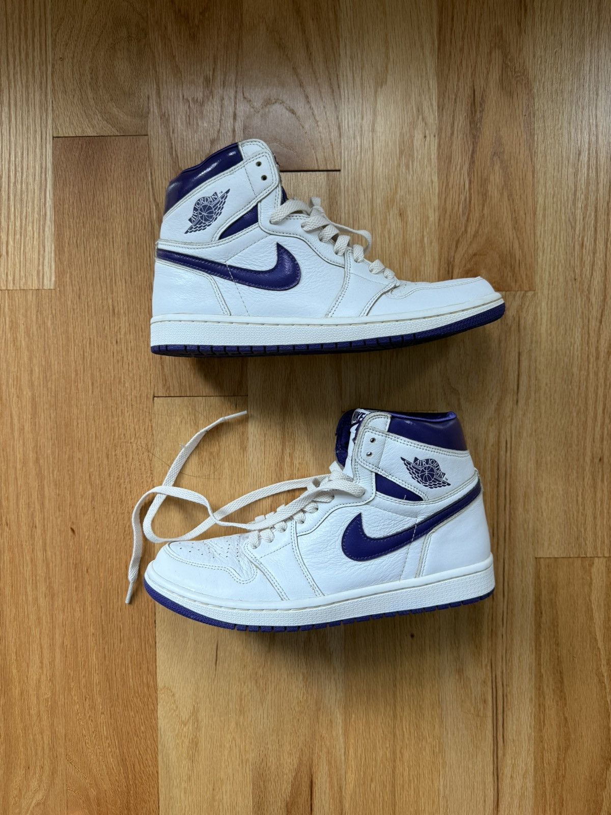 Jordan Brand × Nike Womens AJ 1 og court purple (Men US 8, Wmn US9.5) Size US 8 / EU 41 - 2 Thumbnail