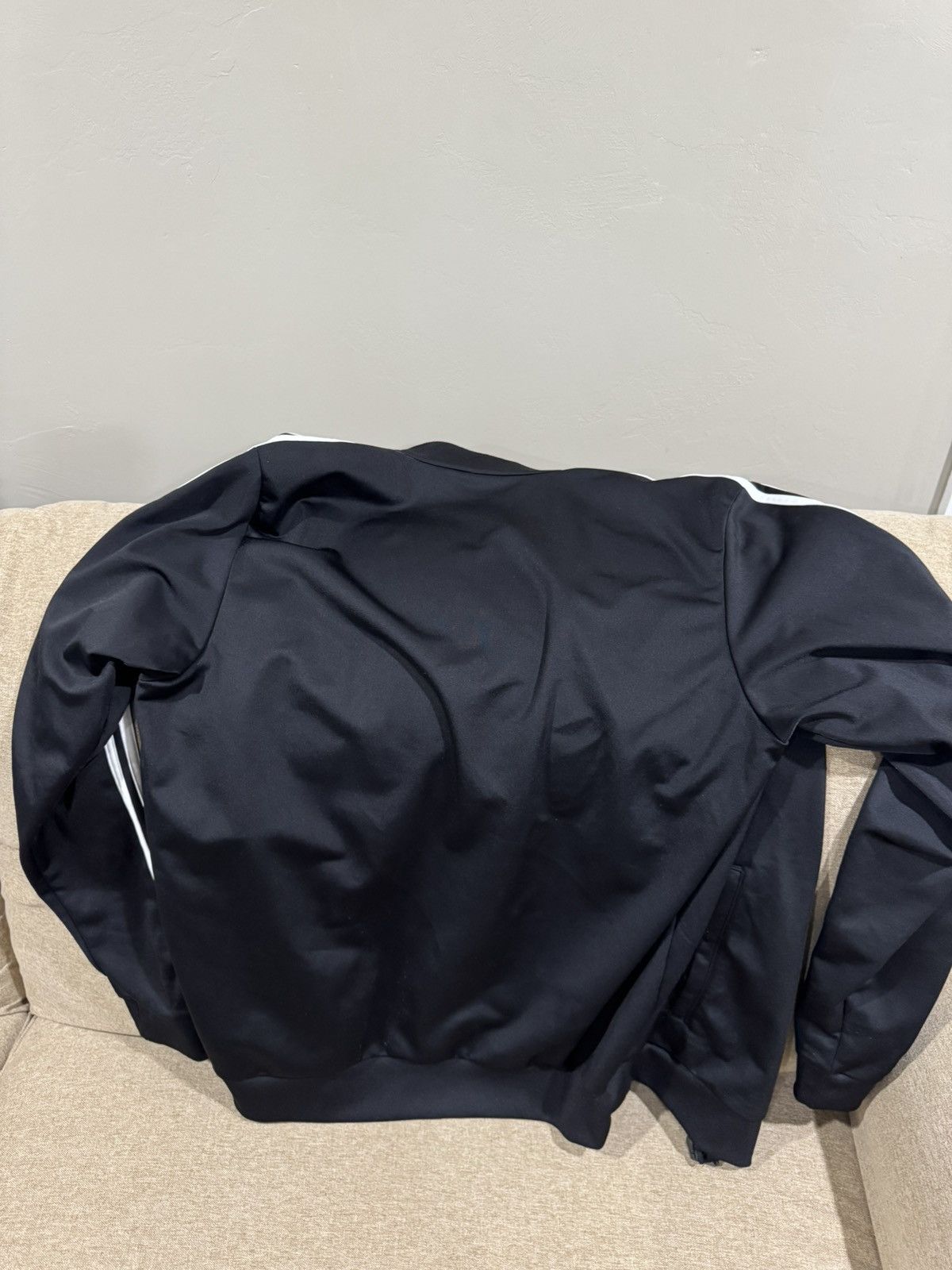 Adidas Adidas men’s track jacket sz M black/white stripes Size US M / EU 48-50 / 2 - 5 Thumbnail