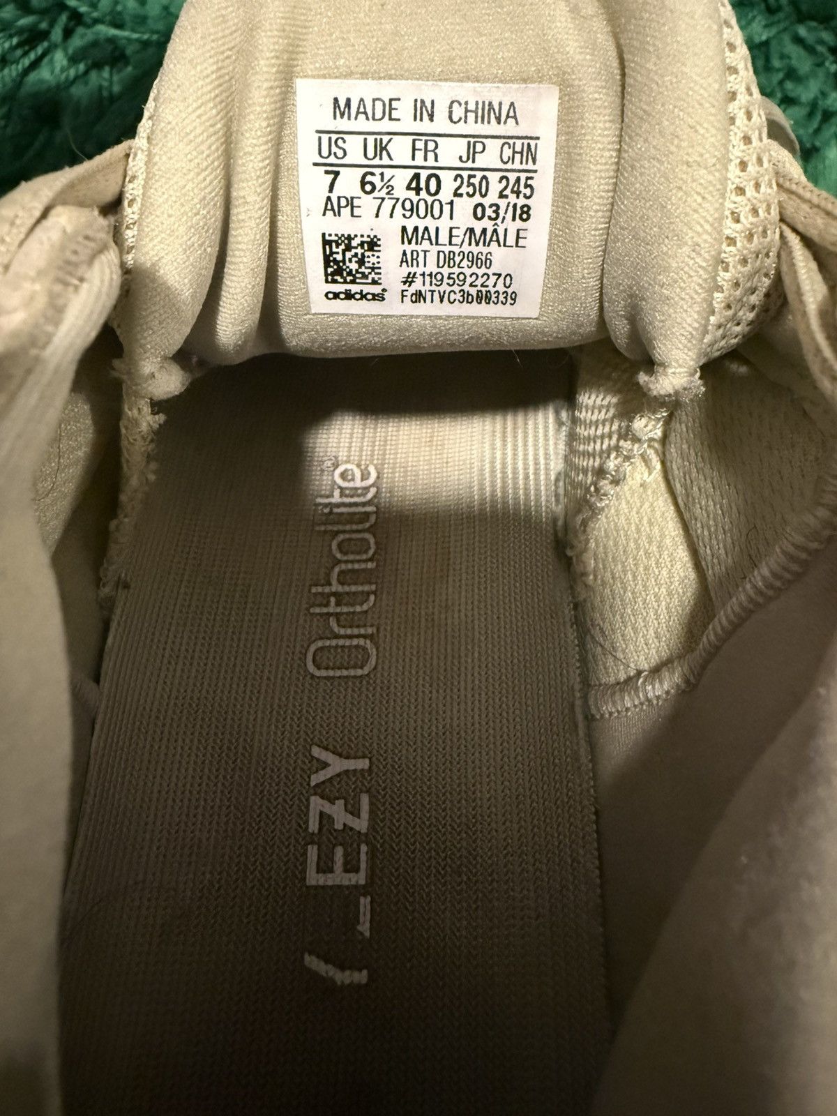 Yeezy YEEZY 500 SUPER MOON YELLOW Size US 7 / EU 40 - 6 Thumbnail