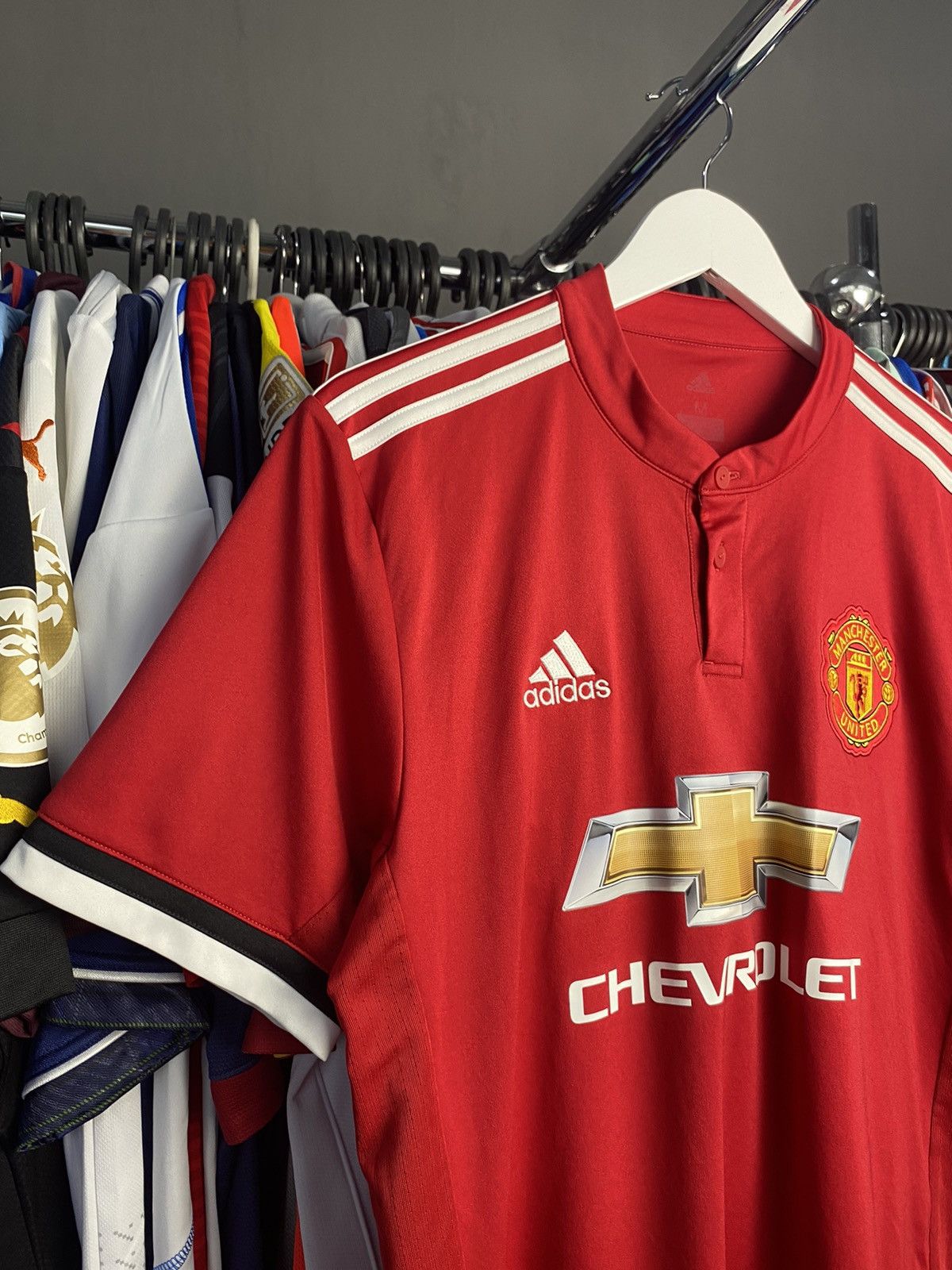 Adidas 2017/18 ADIDAS MANCHESTER UNITED SOCCER FOOTBALL JERSEY SHIR Size US M / EU 48-50 / 2 - 3 Thumbnail