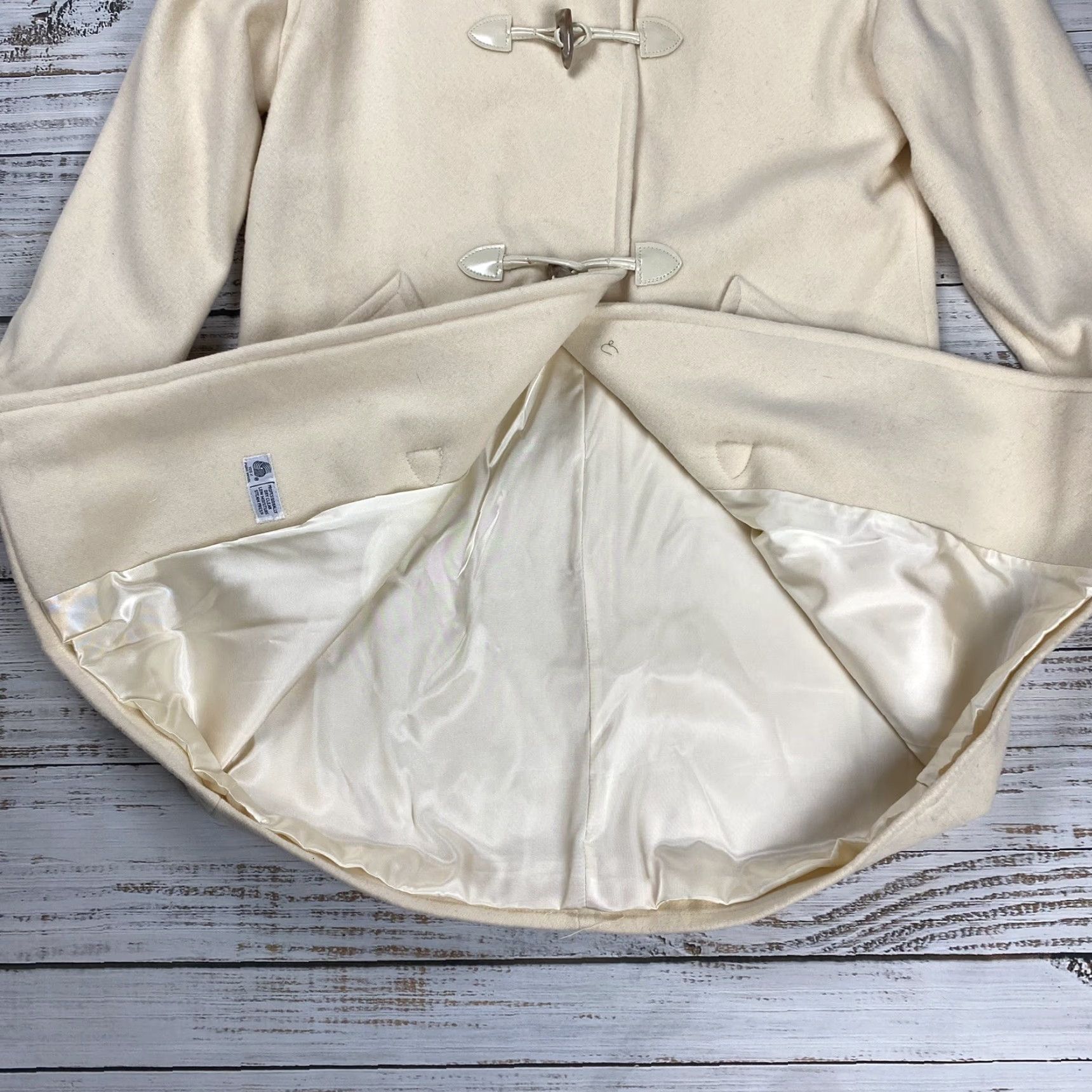 Talbots VINTAGE Talbots Wool Duffle Coat Women’s Size 10 Long Overcoat Winter Ivory Toggle Buttons Size L / US 10 / IT 46 - 6 Thumbnail