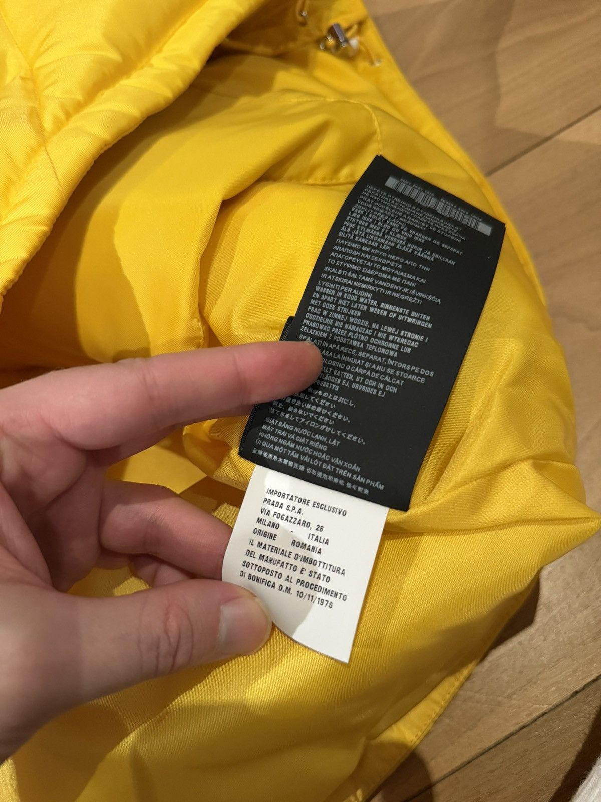 Prada Prada Down Logo Vest Yellow Size US XXL / EU 58 / 5 - 7 Thumbnail