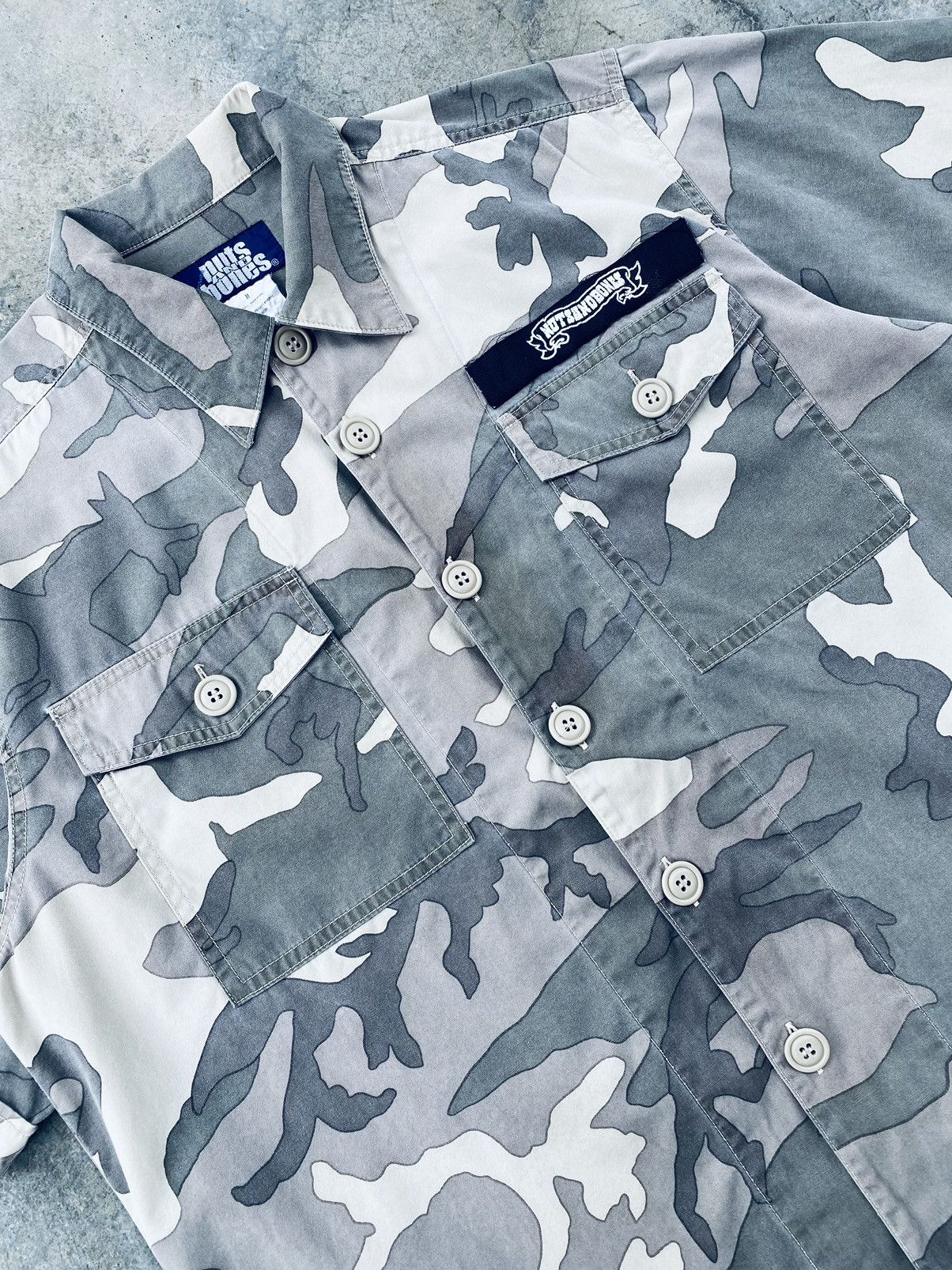 Japanese Brand Vintage Kosher Nuts And Bones Camo Button Ups Shirt Size US M / EU 48-50 / 2 - 13 Thumbnail
