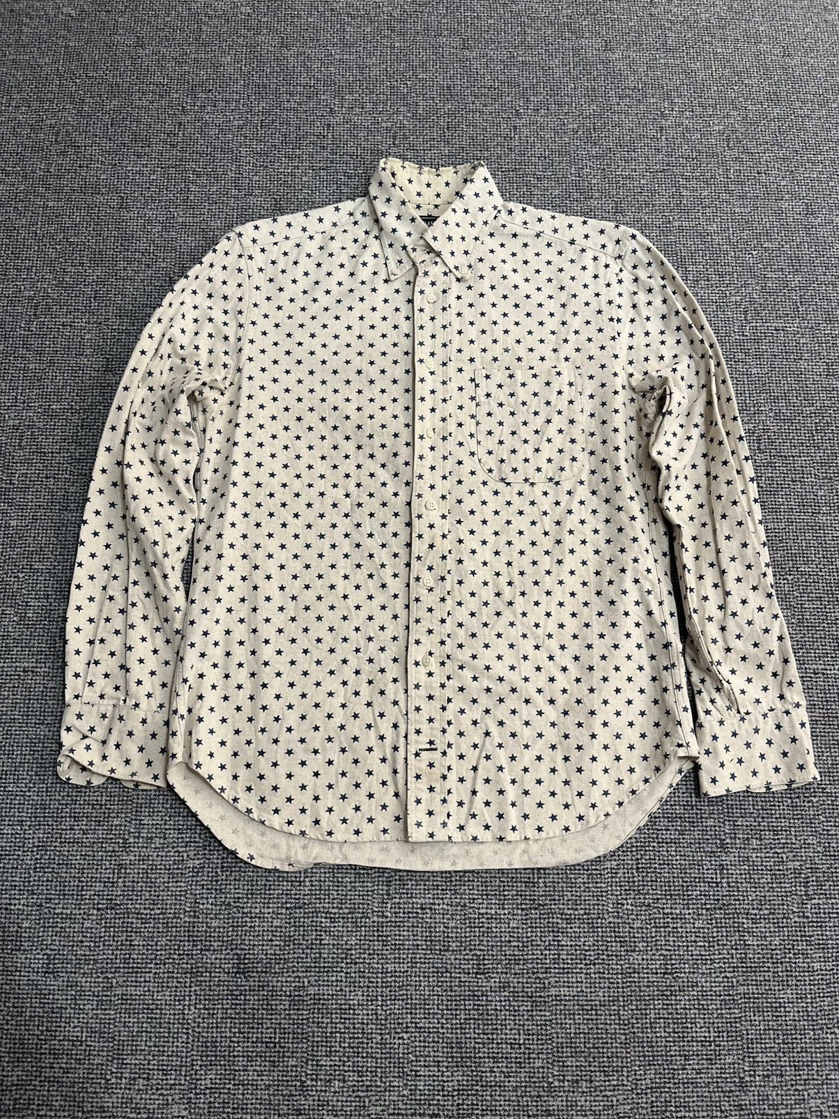 Gitman Bros. Vintage Vintage Gitman Bros Star Pattern Shirt USA Made Size M Size US L / EU 52-54 / 3 - 2 Thumbnail