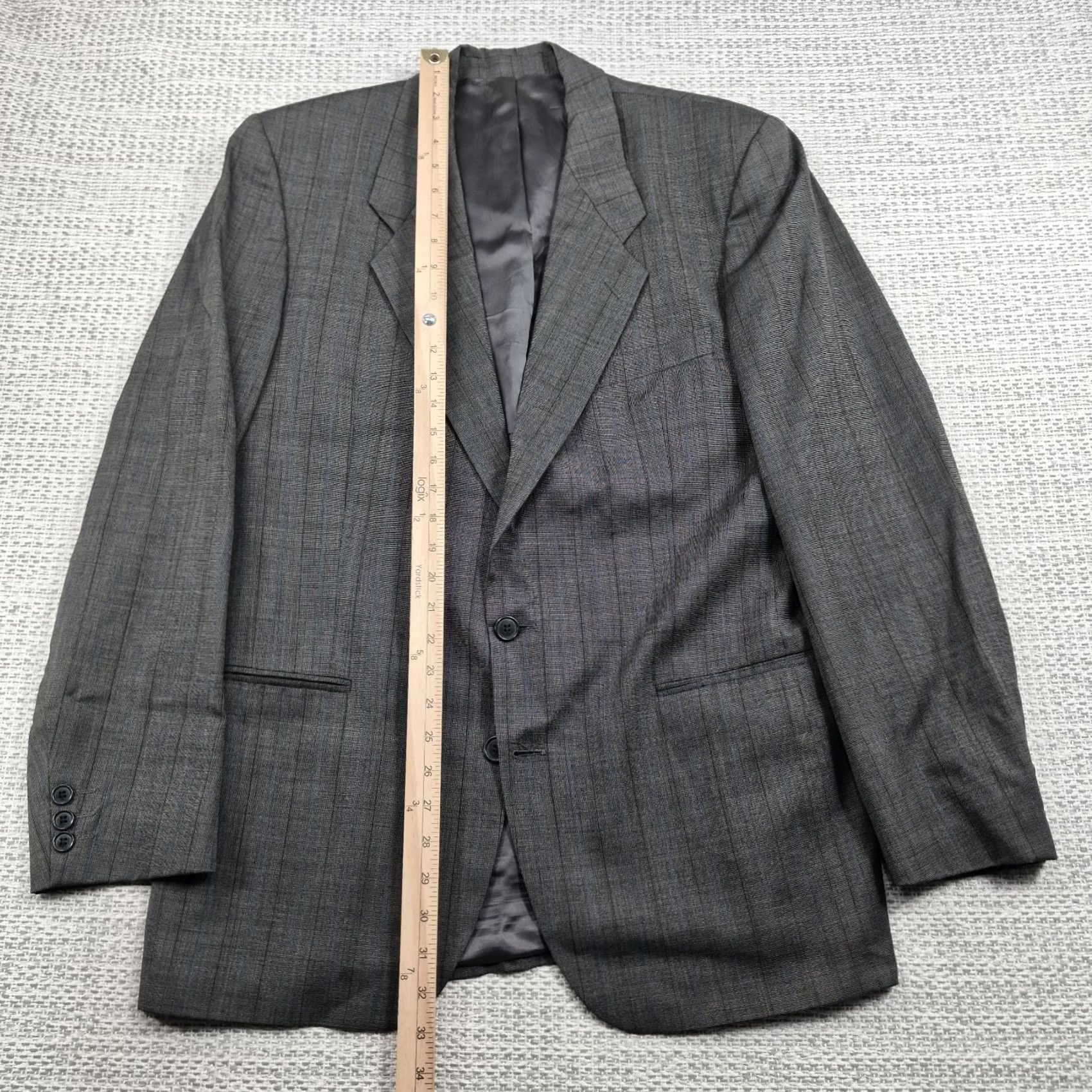 Yves Saint Laurent VINTAGE Yves Saint Laurent Blazer Mens 44 Gray Stripe Wool Single-Breasted Two-Button Sport Coat Shirt Jacket? Size 44R - 2 Thumbnail