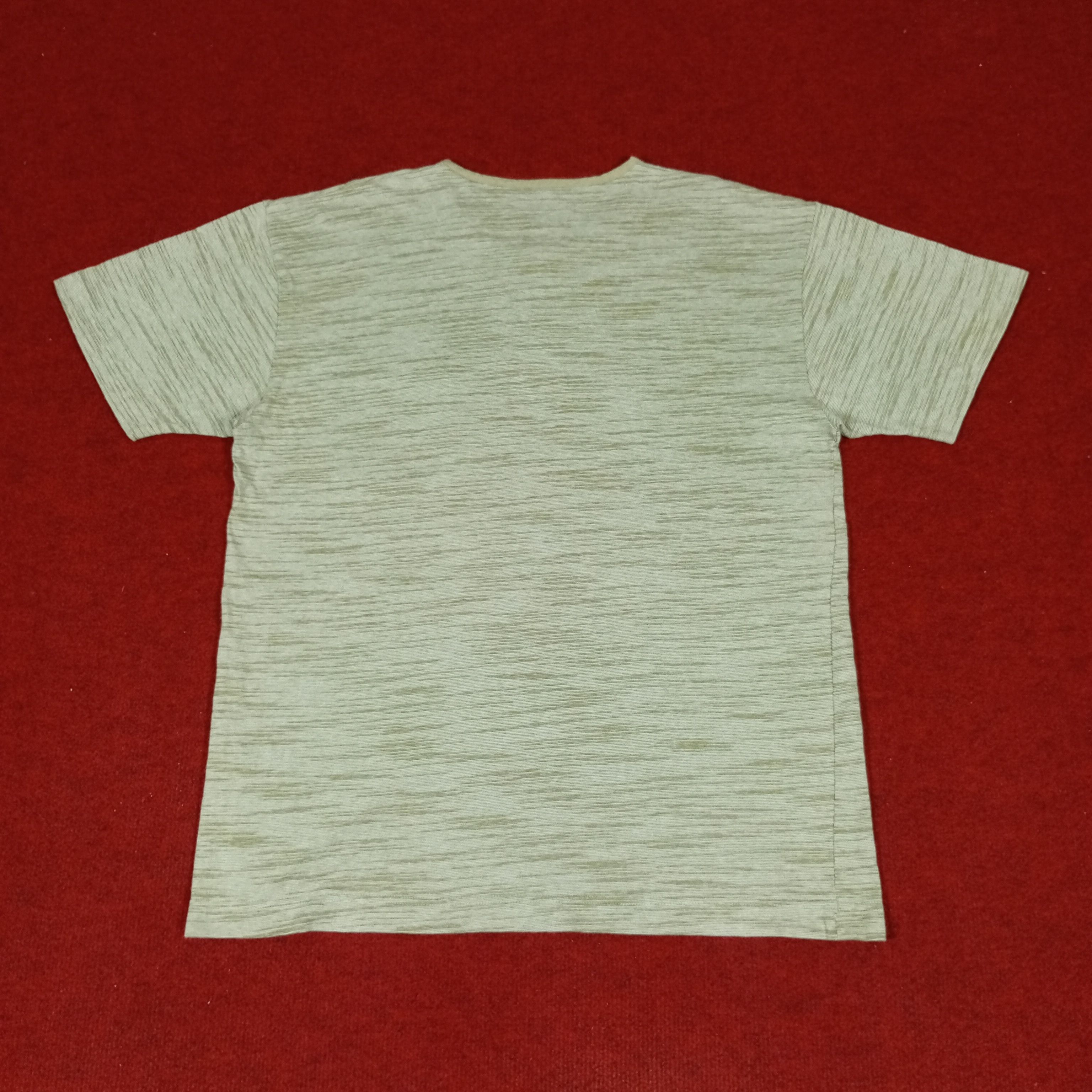Celine × Vintage Celine Paris Logo Pocket Design Fashion Style Tshirt Size US L / EU 52-54 / 3 - 3 Thumbnail