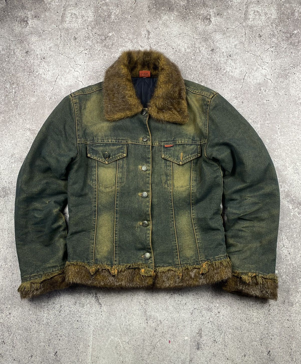 Japanese Brand × Le Grande Bleu (L.G.B.) × Vintage BOXY Fur Collar Denim Jacket Vintage Cropped Y2K 90s Size US S / EU 44-46 / 1 - 1 Thumbnail