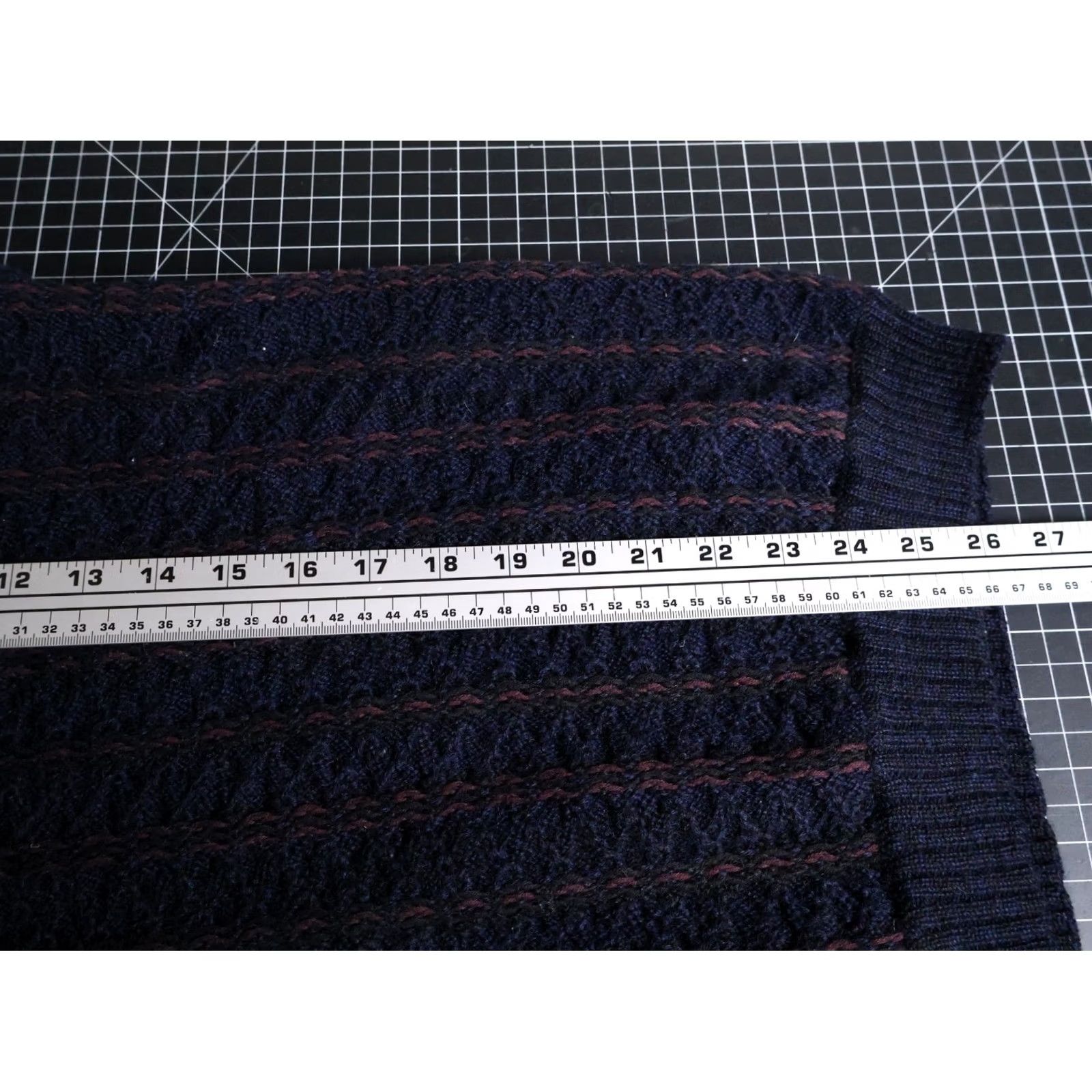 Perry Ellis VINTAGE Perry Ellis Wool Sweater Striped Dark Blue Red Textured Pattern Size US M / EU 48-50 / 2 - 7 Thumbnail